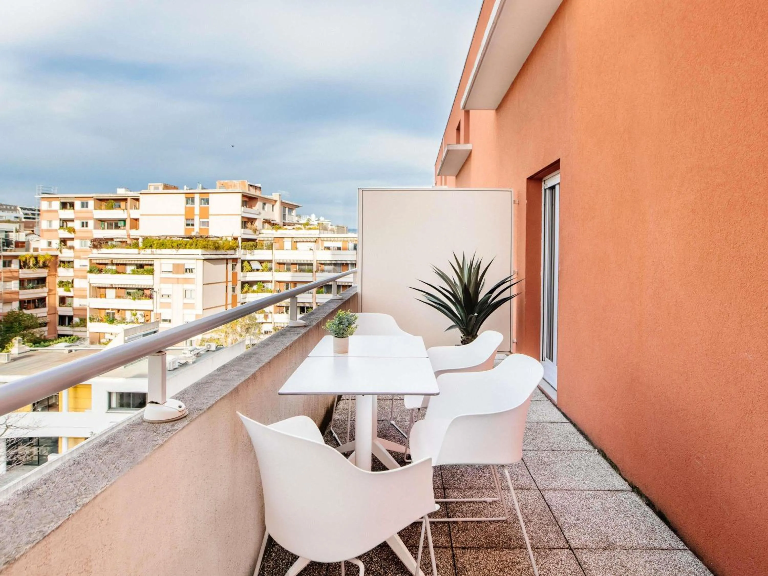 Bedroom in Aparthotel Adagio Access Marseille Prado Périer