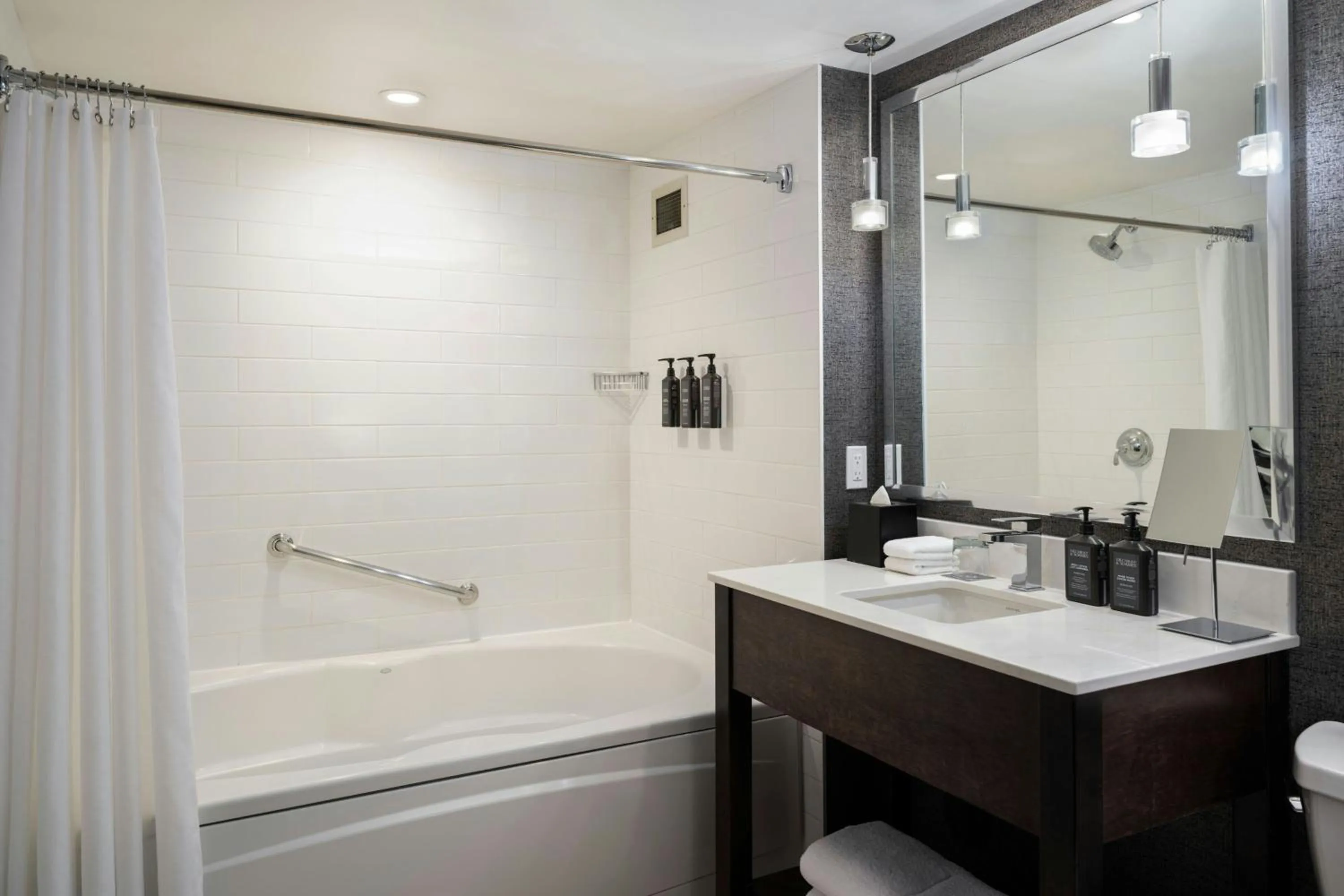 Bathroom in Sheraton Cavalier Calgary Hotel