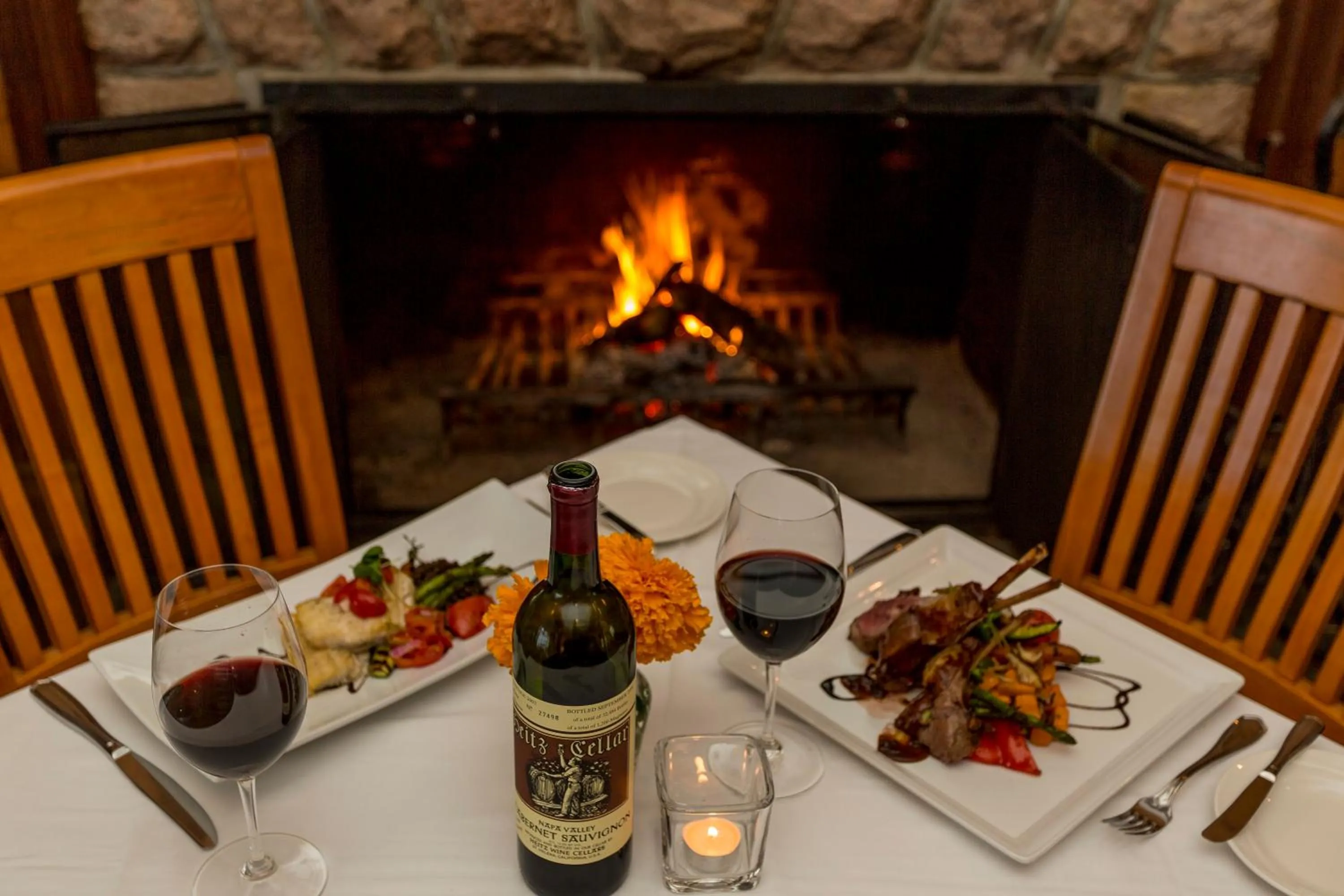 Dining area in Sherwood Inn
