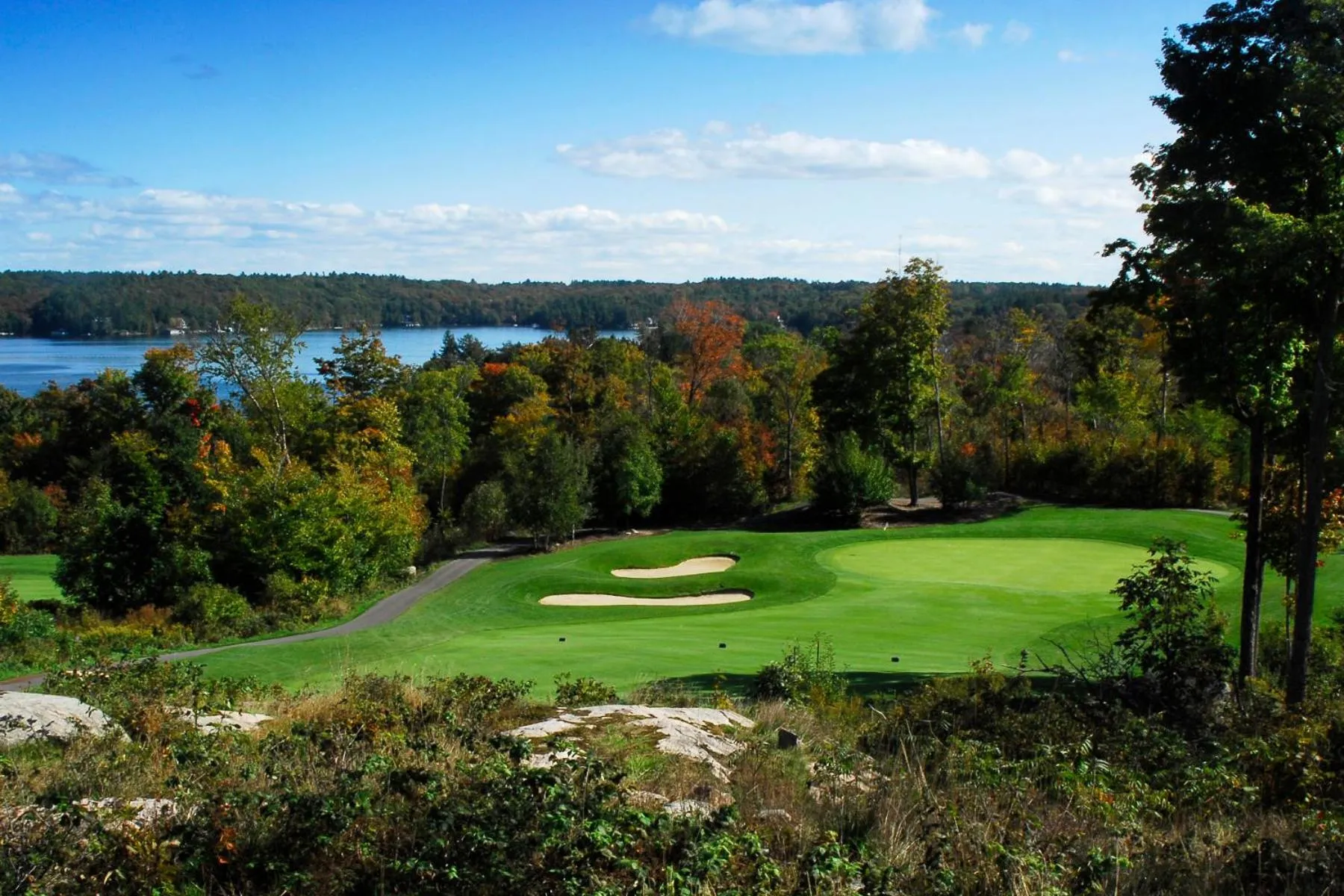 Golfcourse in Sherwood Inn