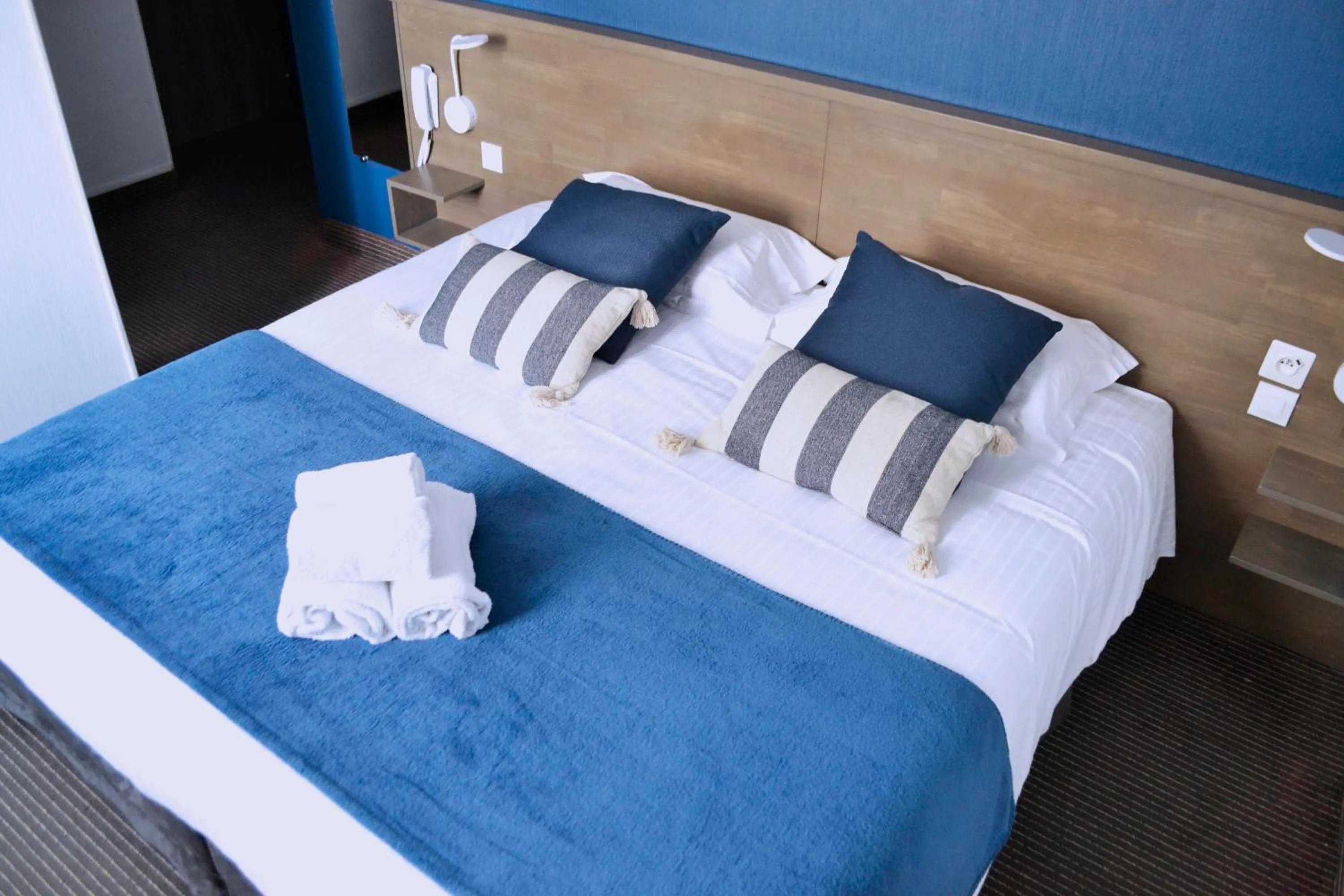 Bed in Brit Hotel Le Surcouf