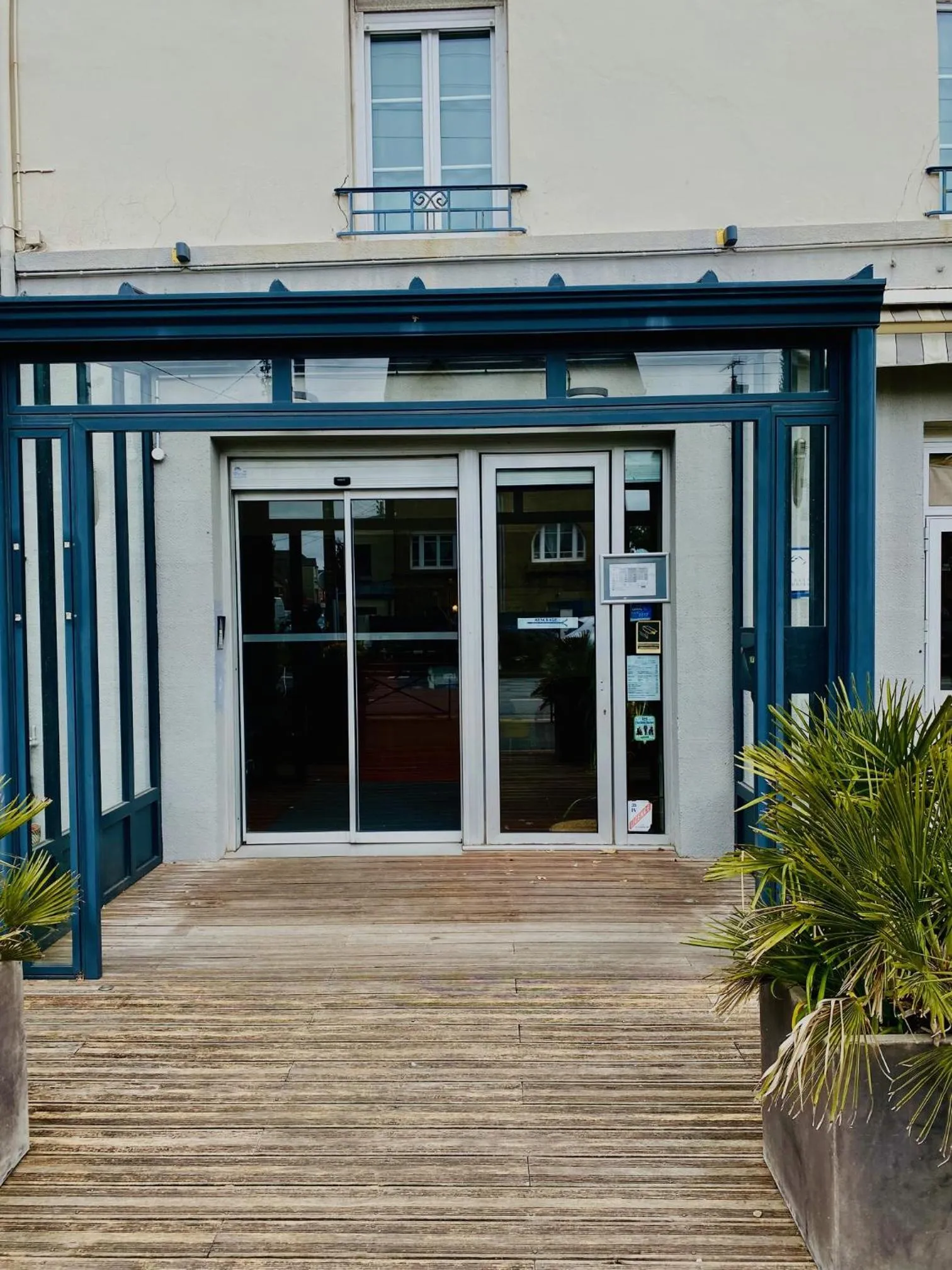 Brit Hotel Le Surcouf