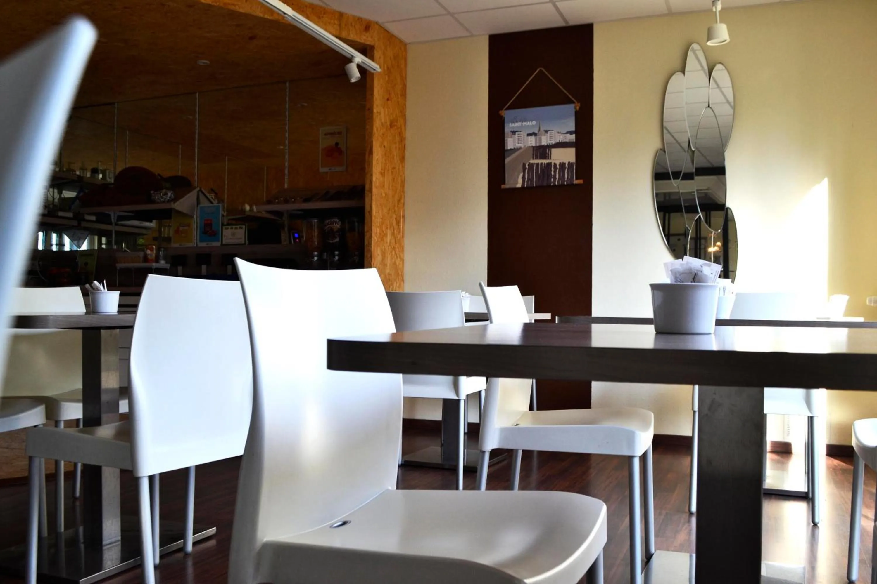 Brit Hotel Le Surcouf