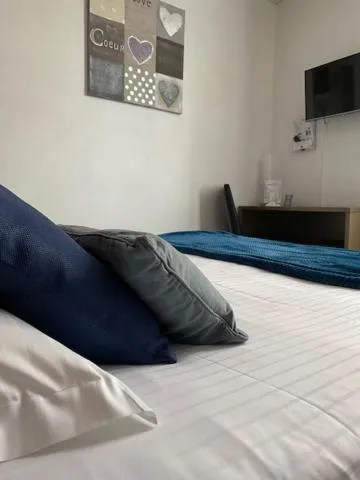 Bed in Brit Hotel Le Surcouf