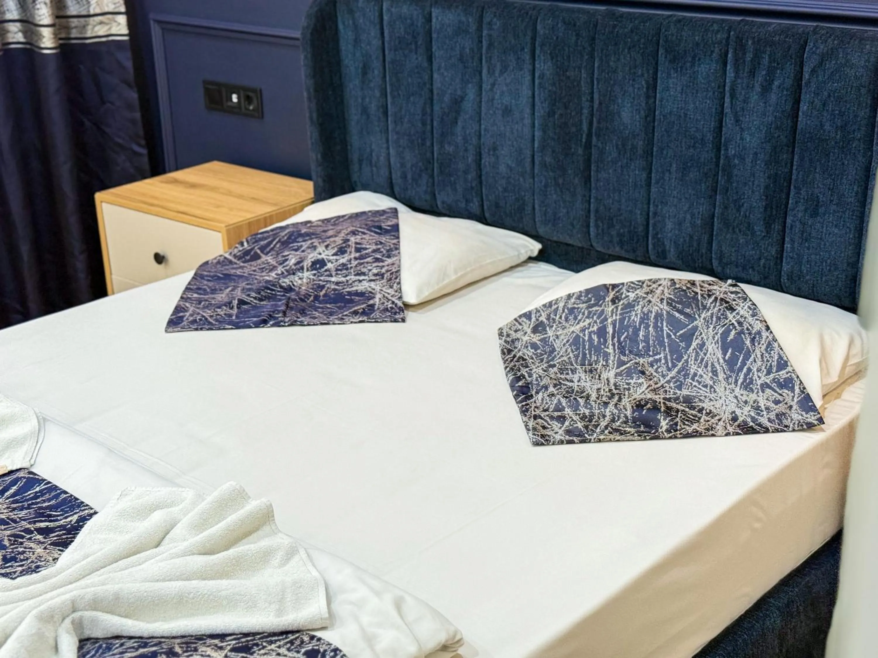 Bed in The Reina Hotel