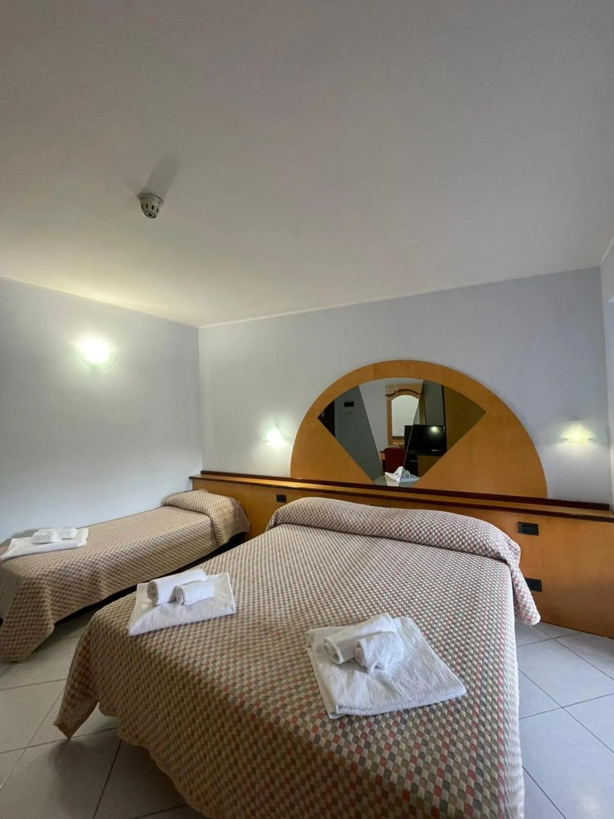 Bed in HOTEL SOLARIS