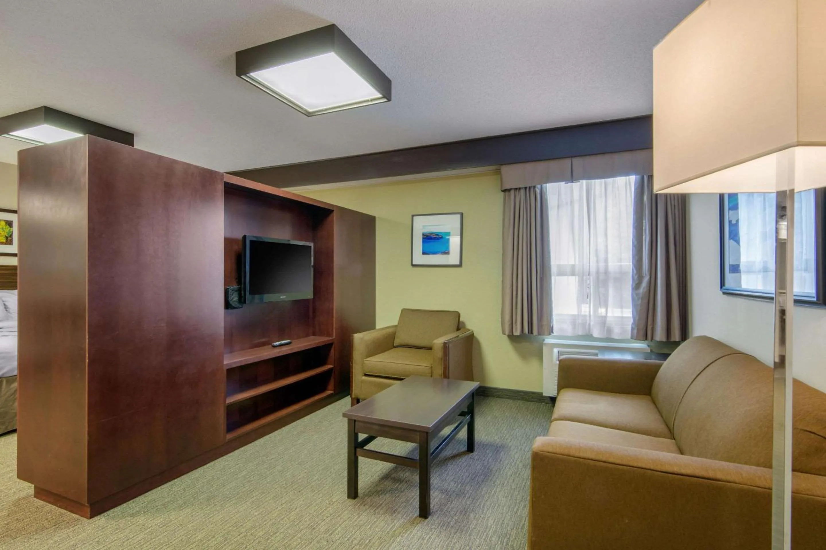 Photo of the whole room in Sleep Inn