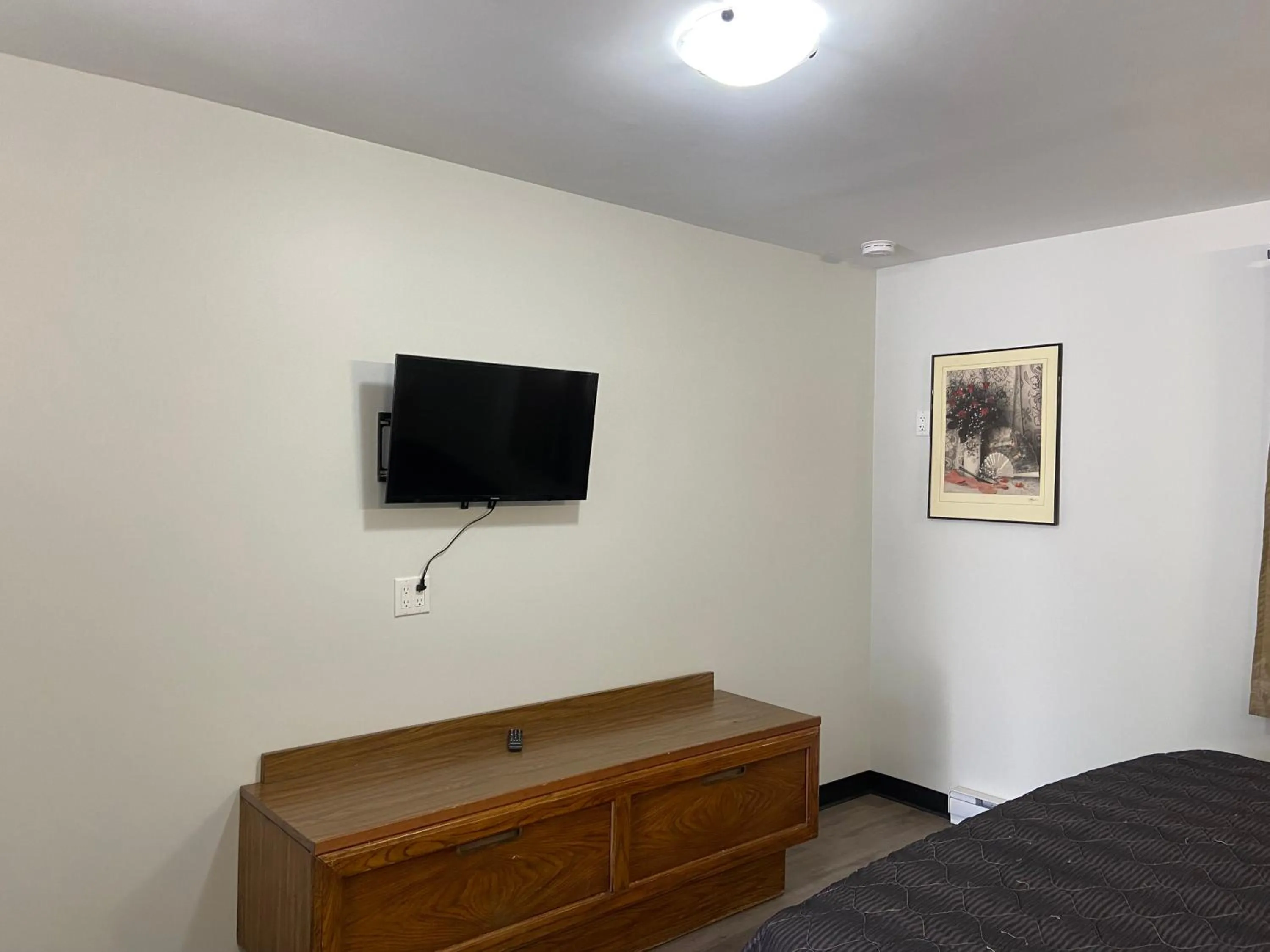 Entertainment in Mountain View Motel