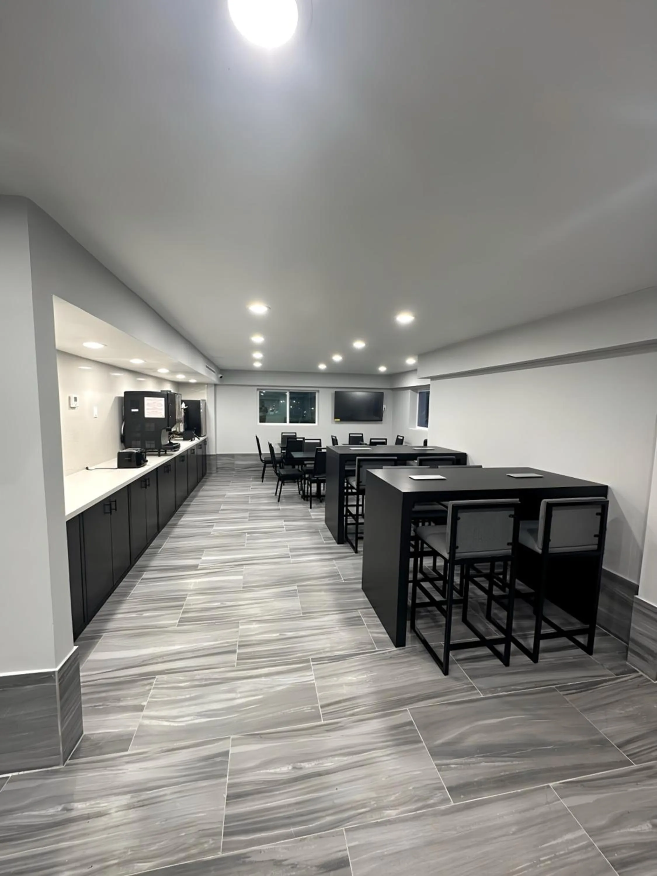 Meeting/conference room in Days Inn & Suites by Wyndham Texas City