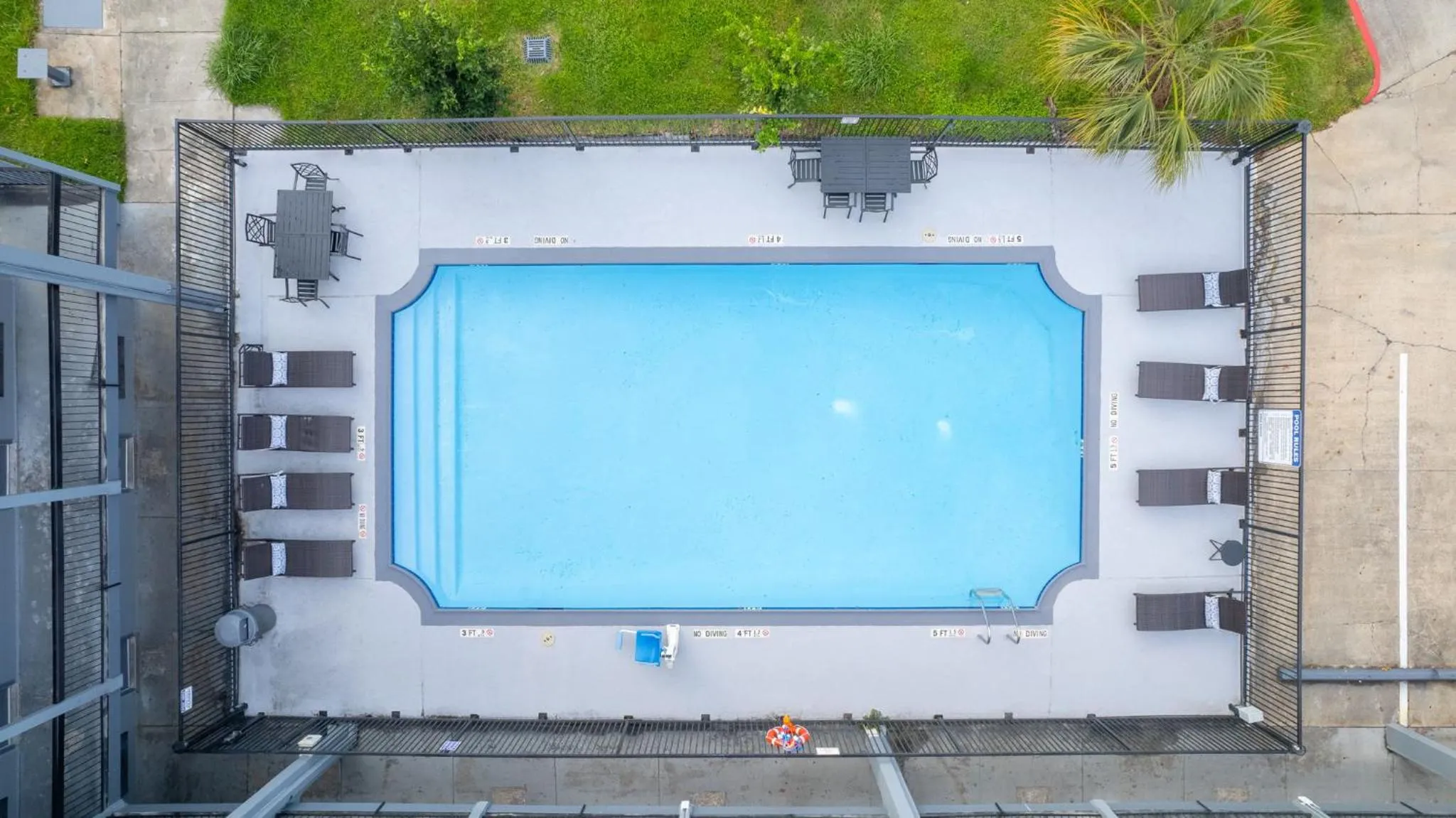 Days Inn & Suites by Wyndham Texas City