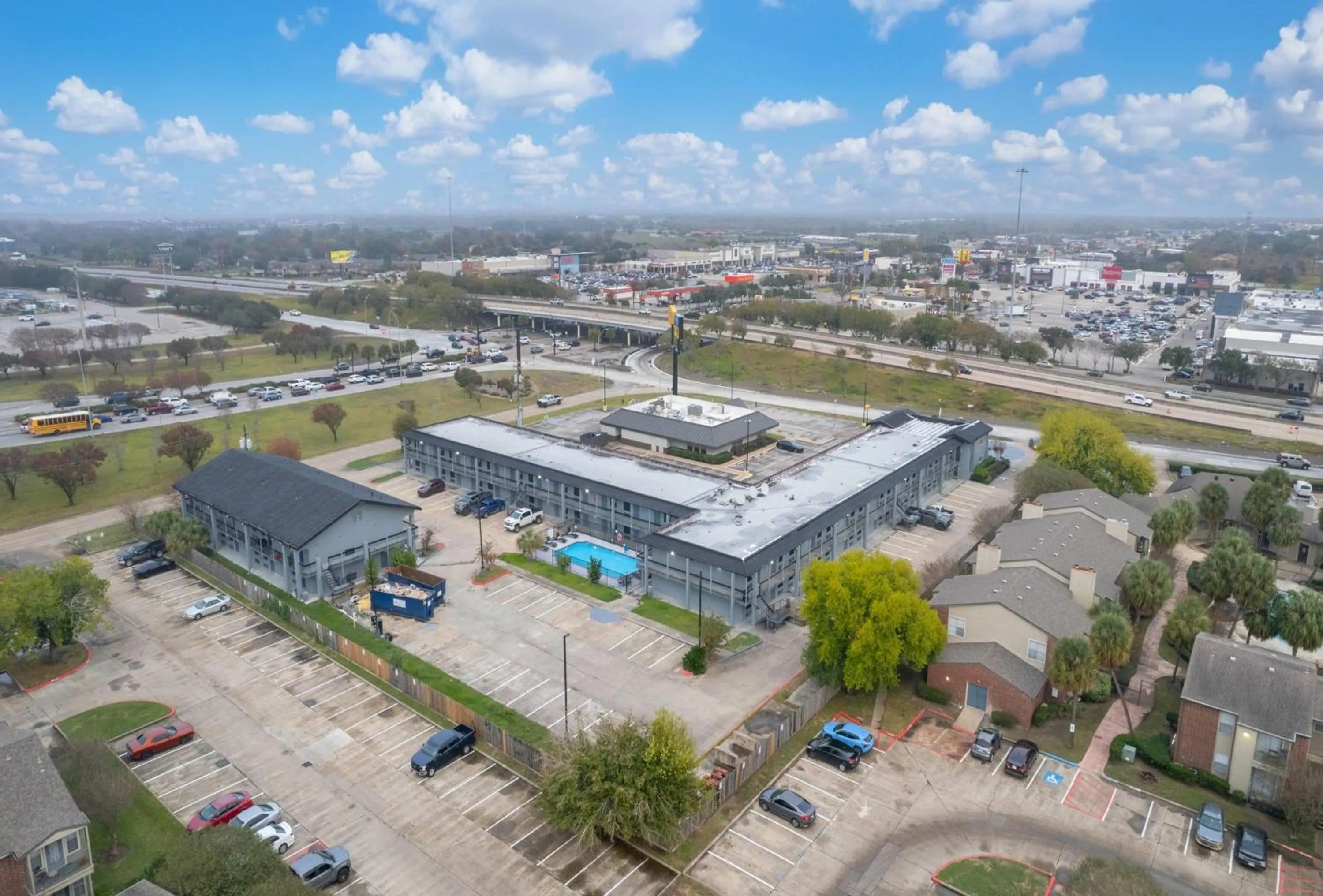 Property building in Days Inn & Suites by Wyndham Texas City