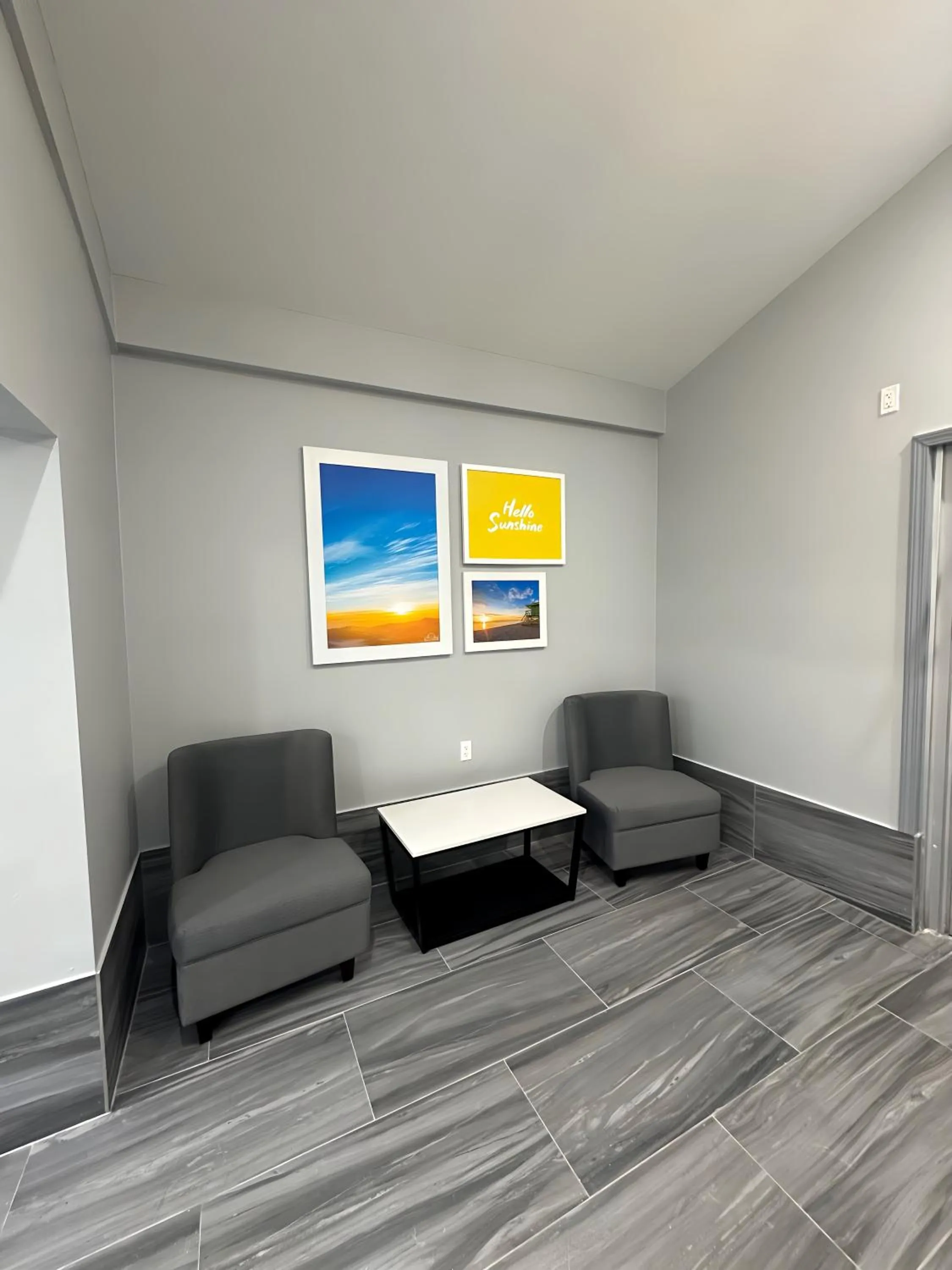 Lobby or reception in Days Inn & Suites by Wyndham Texas City