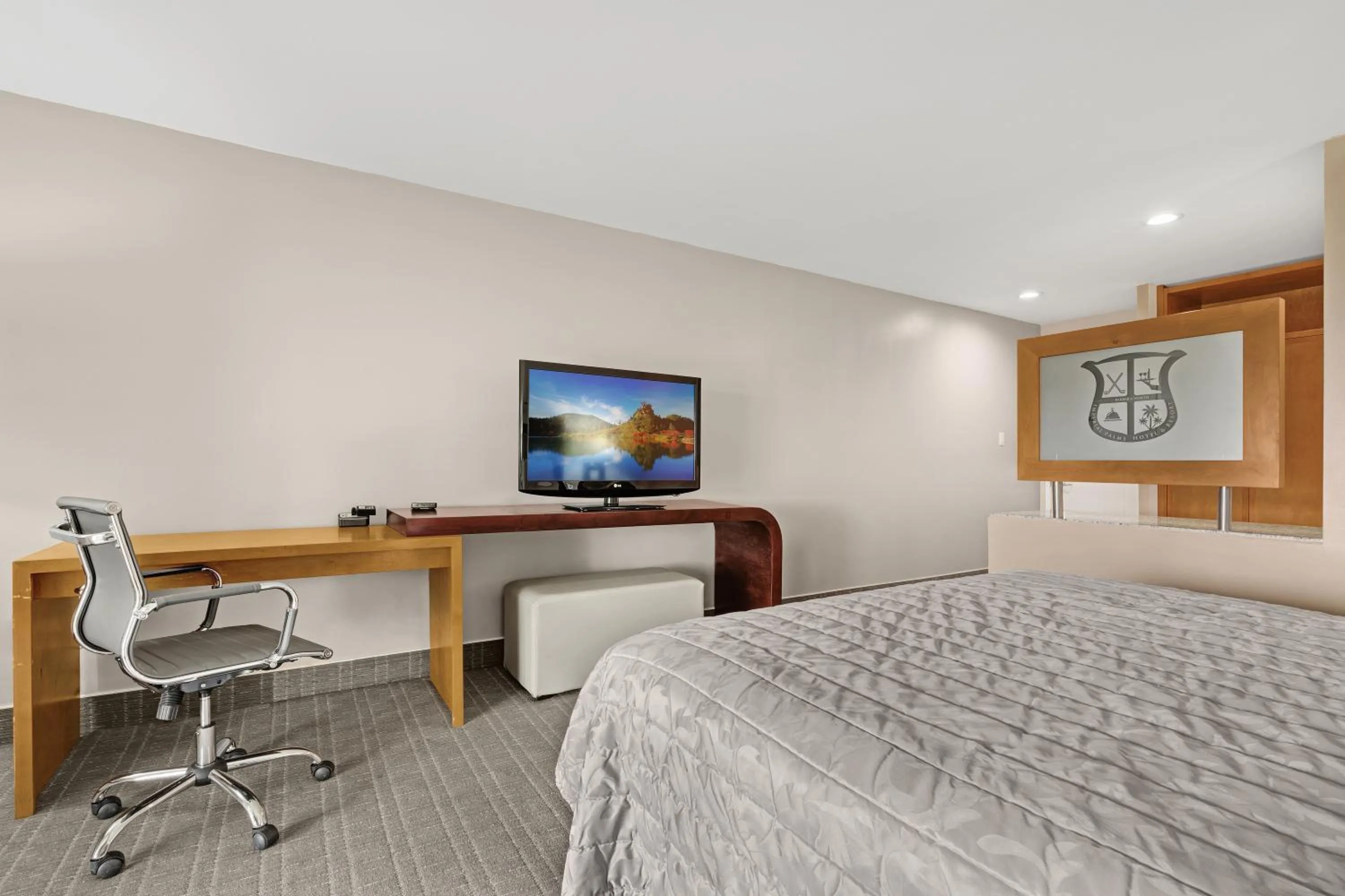 TV/Entertainment Center in Ramada by Wyndham Holtville