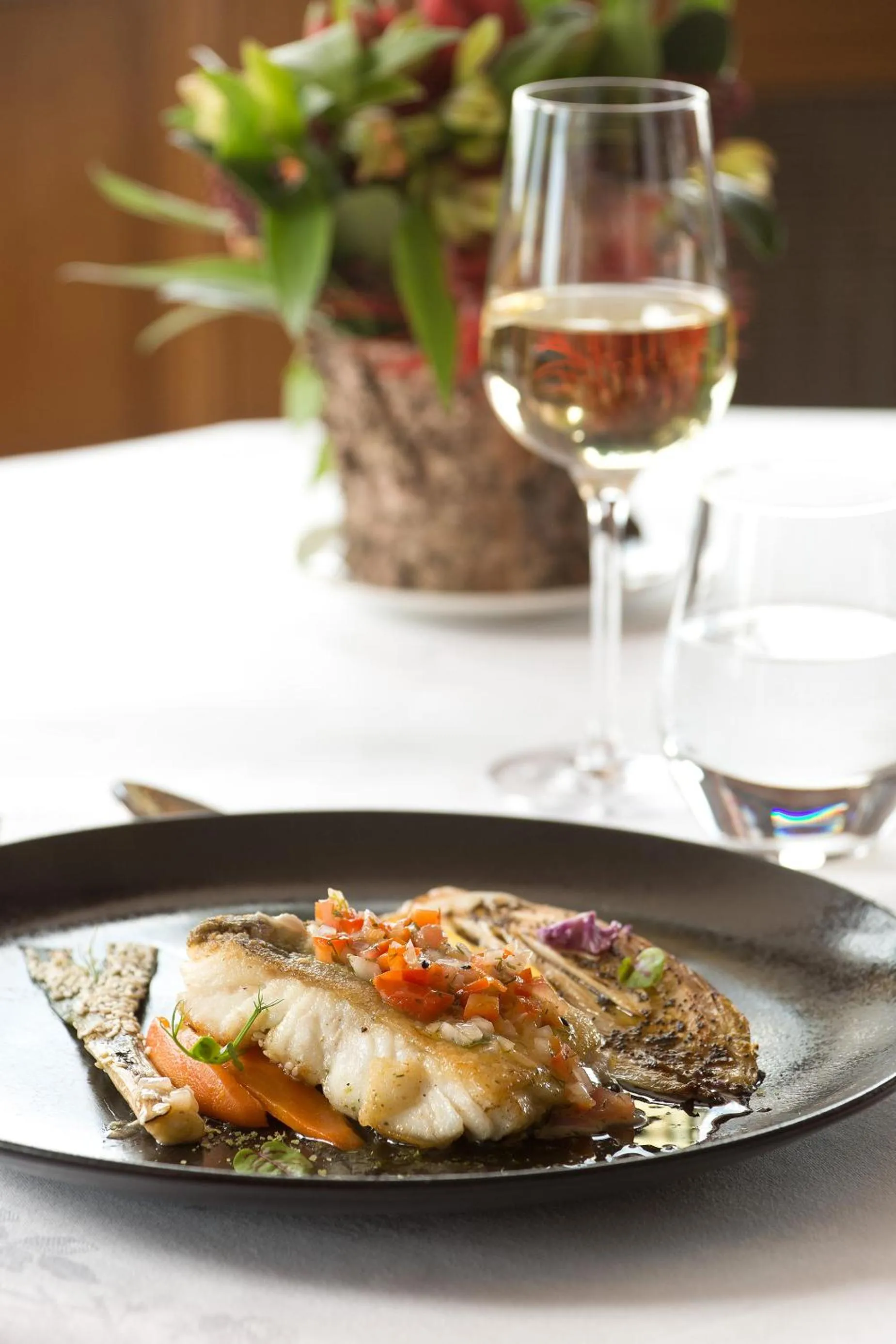 Pavillon Henri IV Hotel Restaurant Gastronomique Terrasse