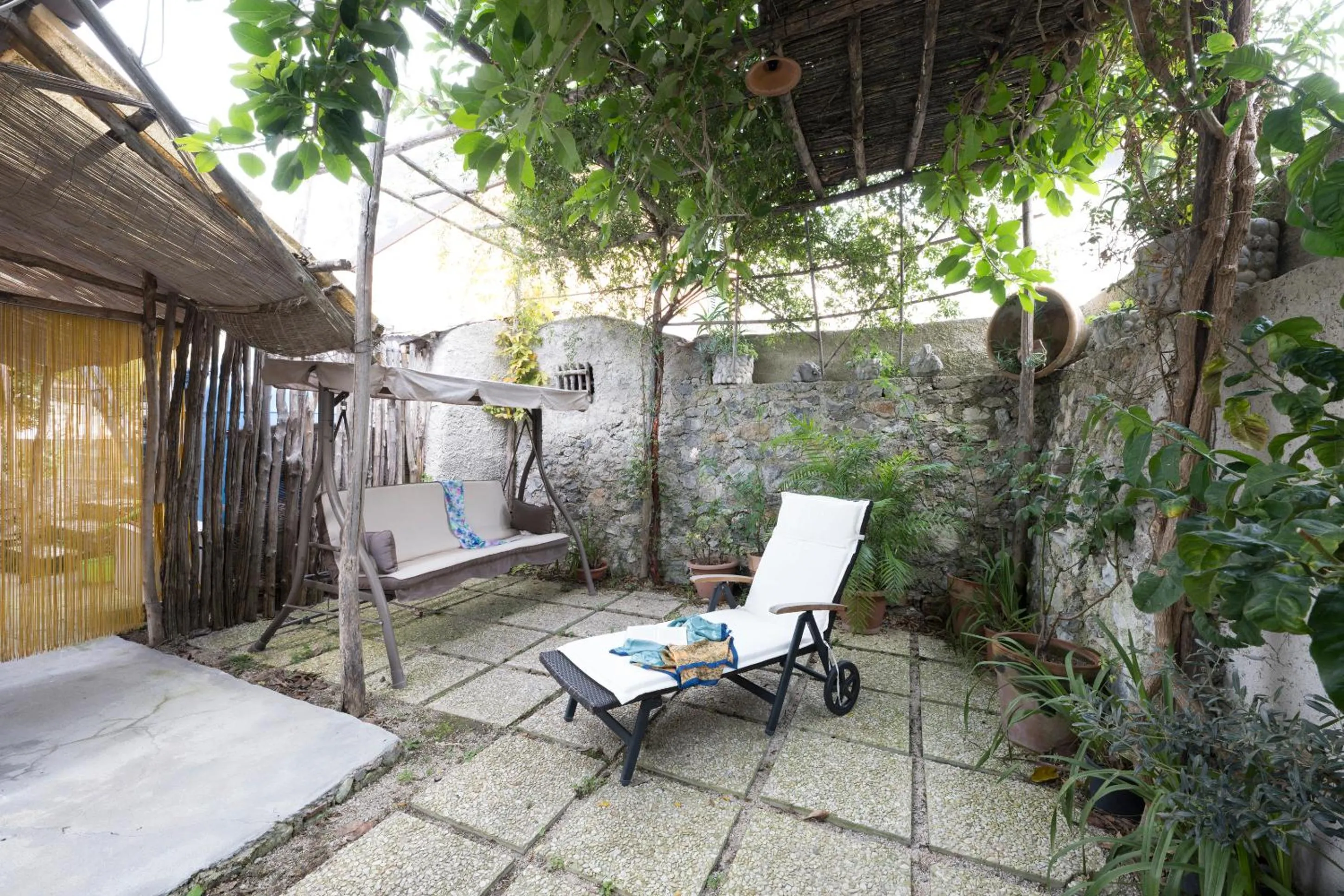 Garden in Dint'a Torre Bed and Breakfast