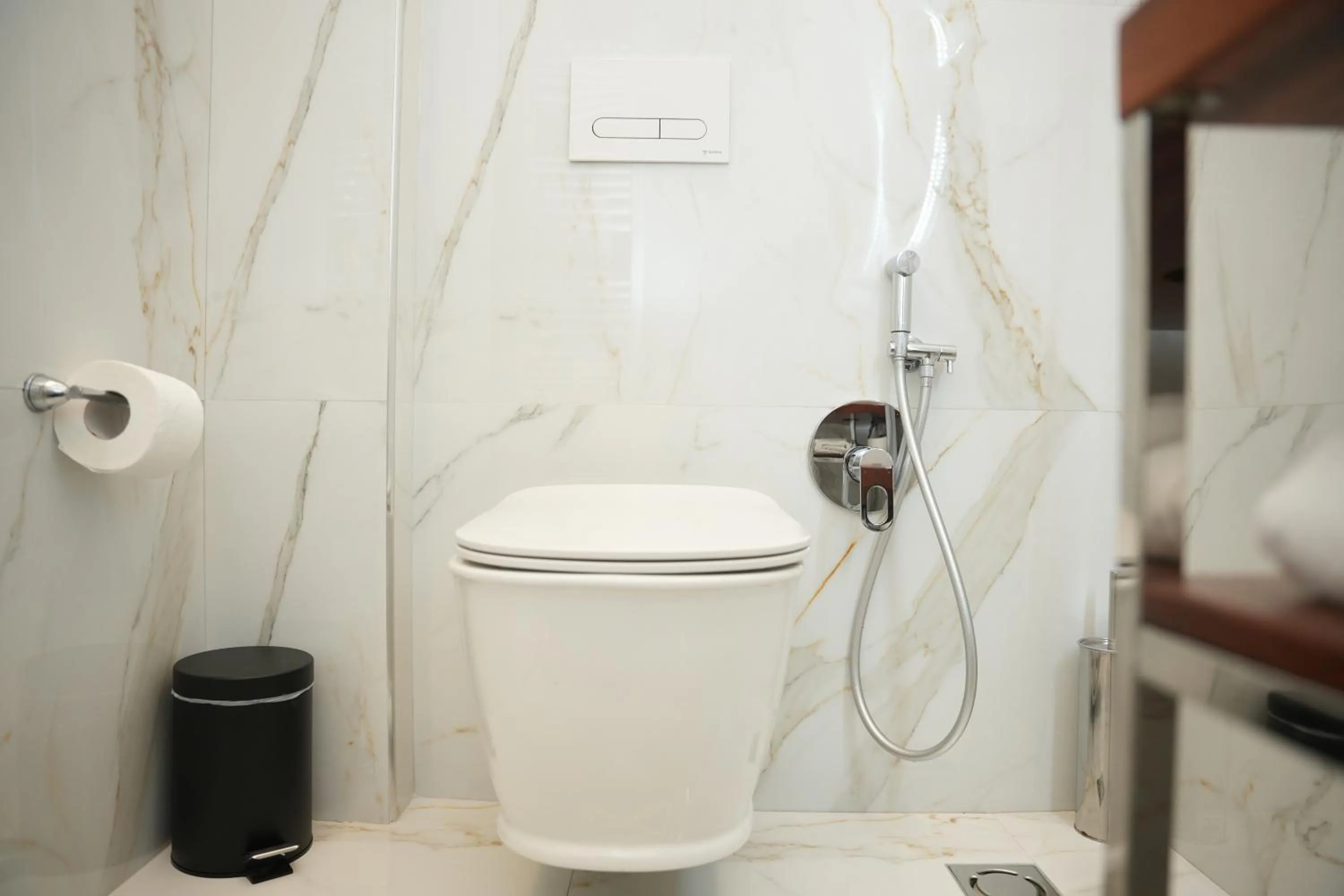 Toilet in La Suite Boutique Hotel