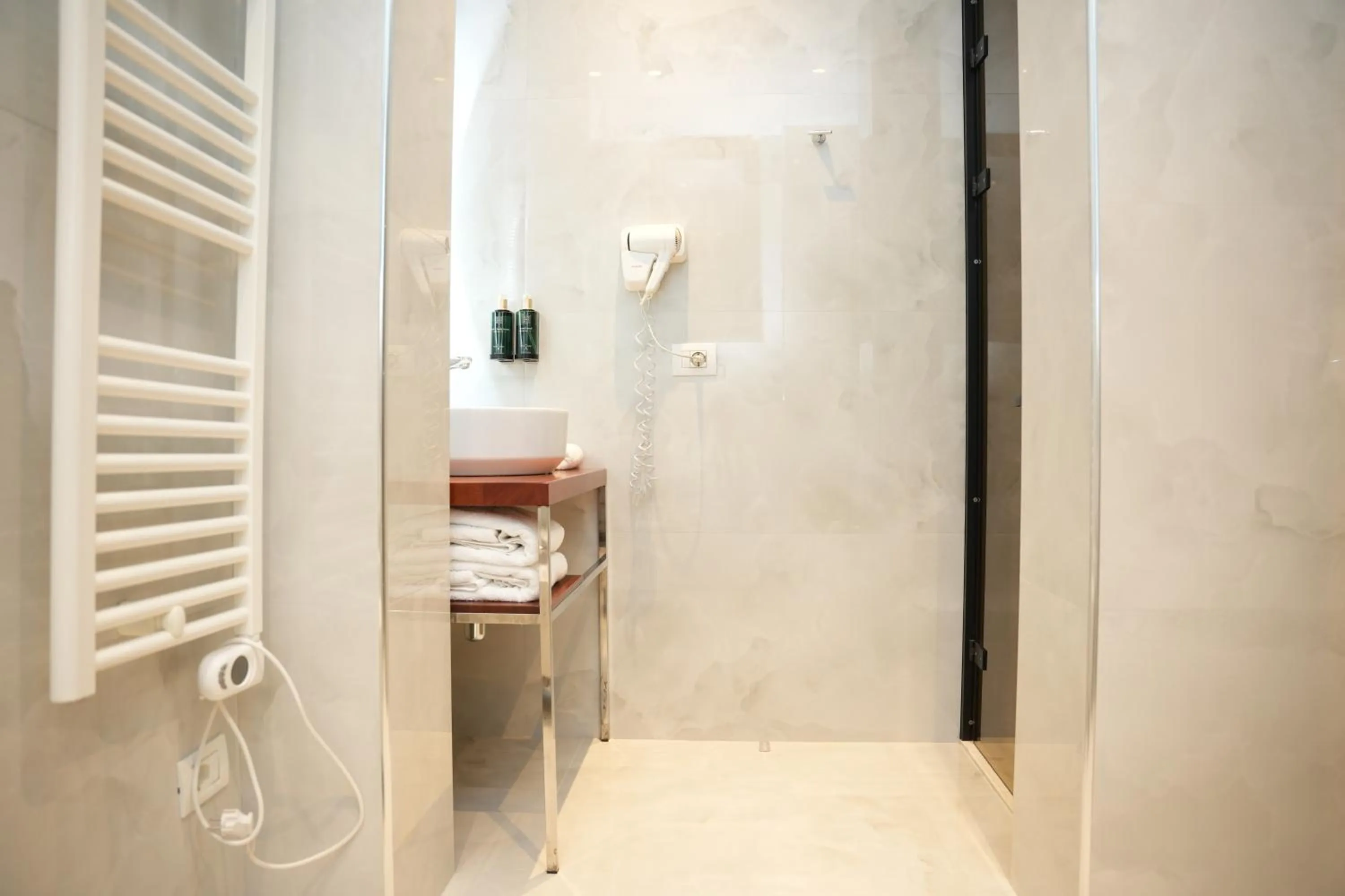 Bathroom in La Suite Boutique Hotel