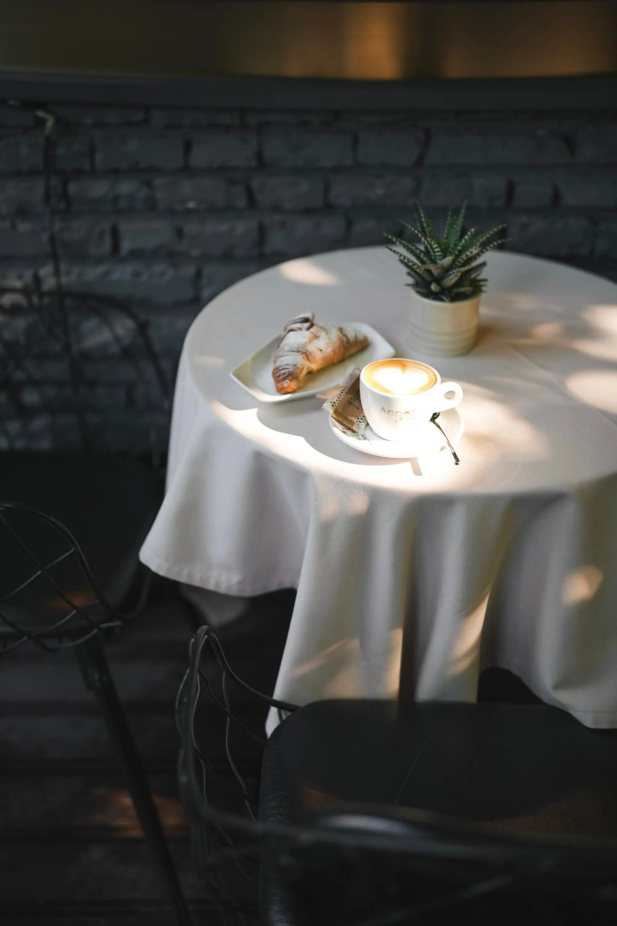 Food and drinks in La Suite Boutique Hotel