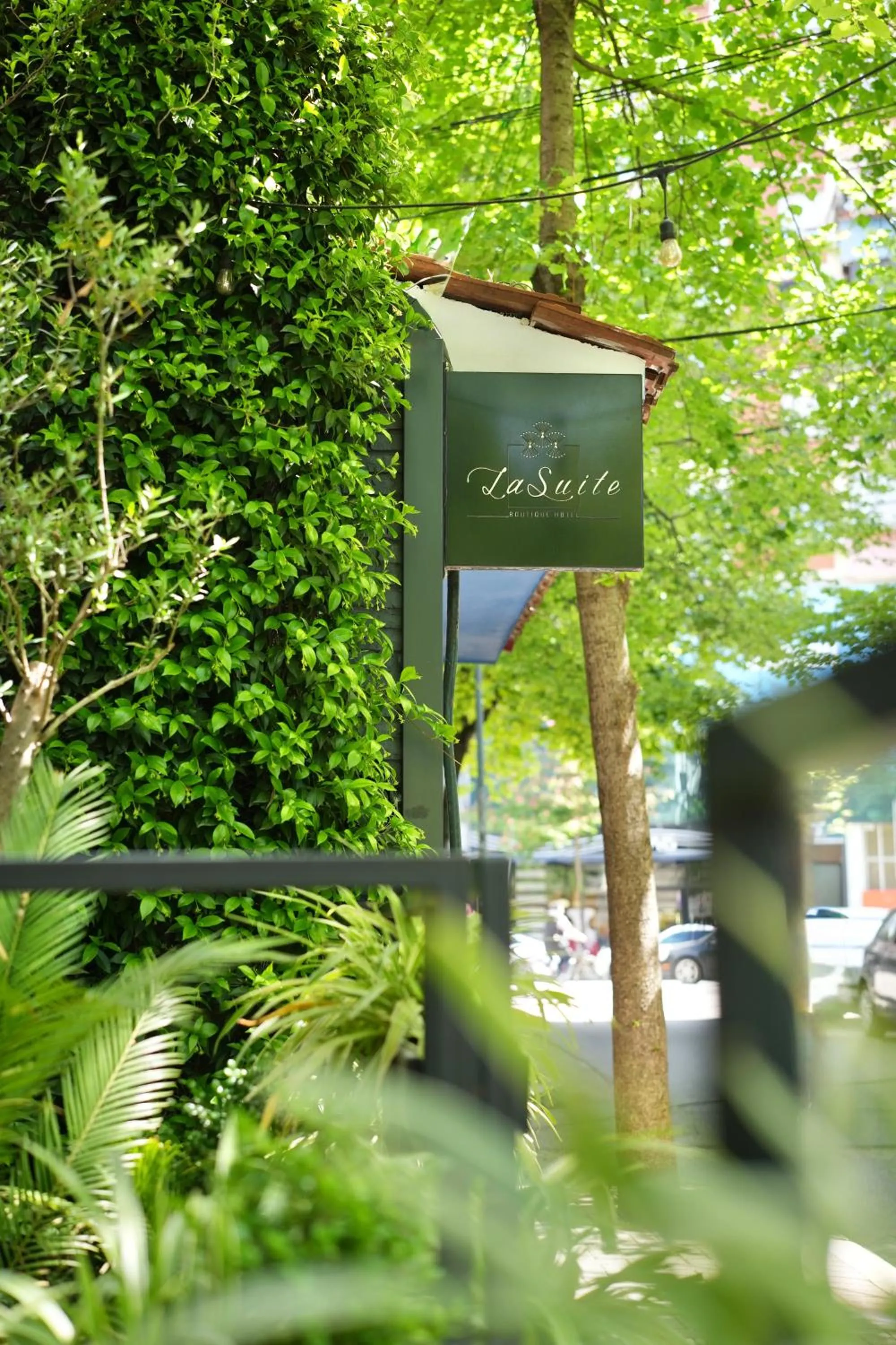 Facade/entrance in La Suite Boutique Hotel