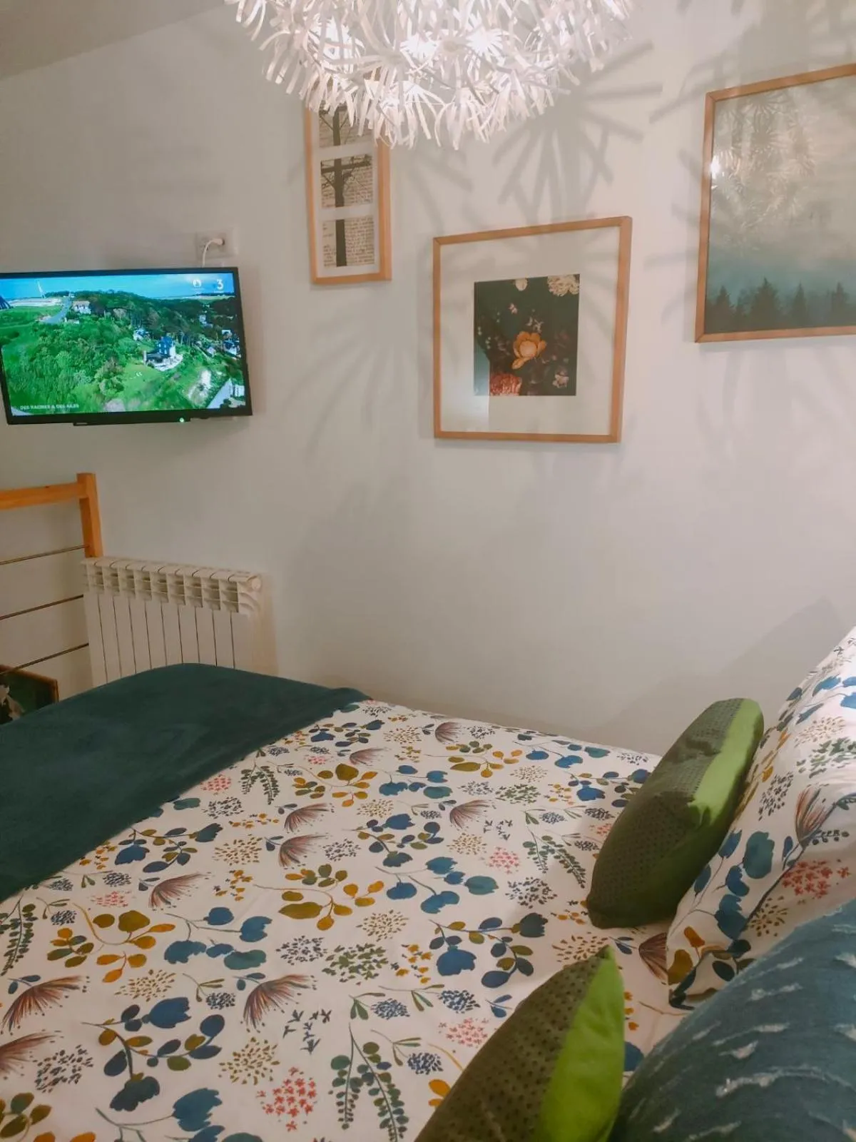 Bed in Maison d'hôtes La Suite 27, appartement La Suite 27 bis