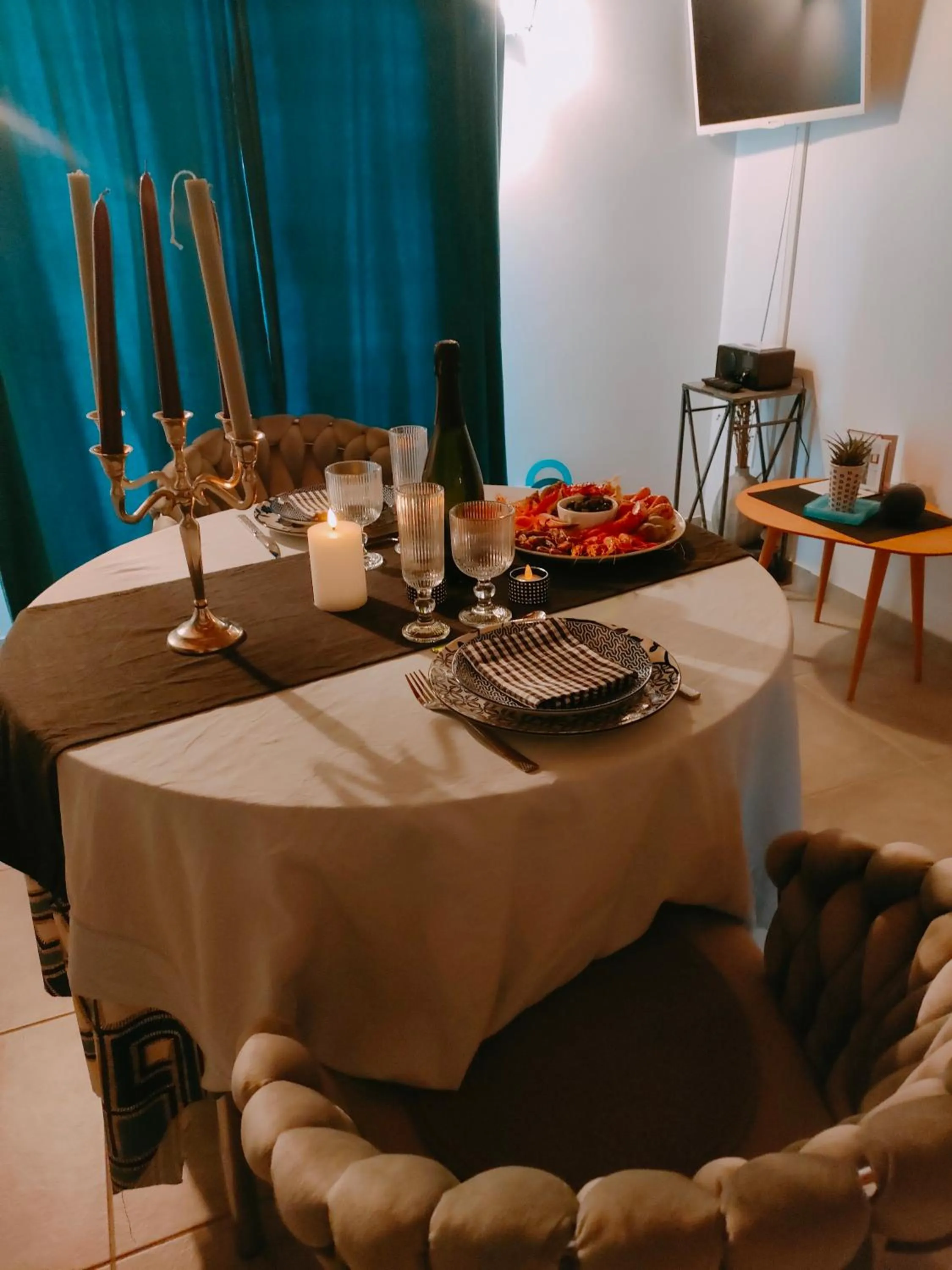 Food and drinks in Maison d'hôtes La Suite 27, appartement La Suite 27 bis