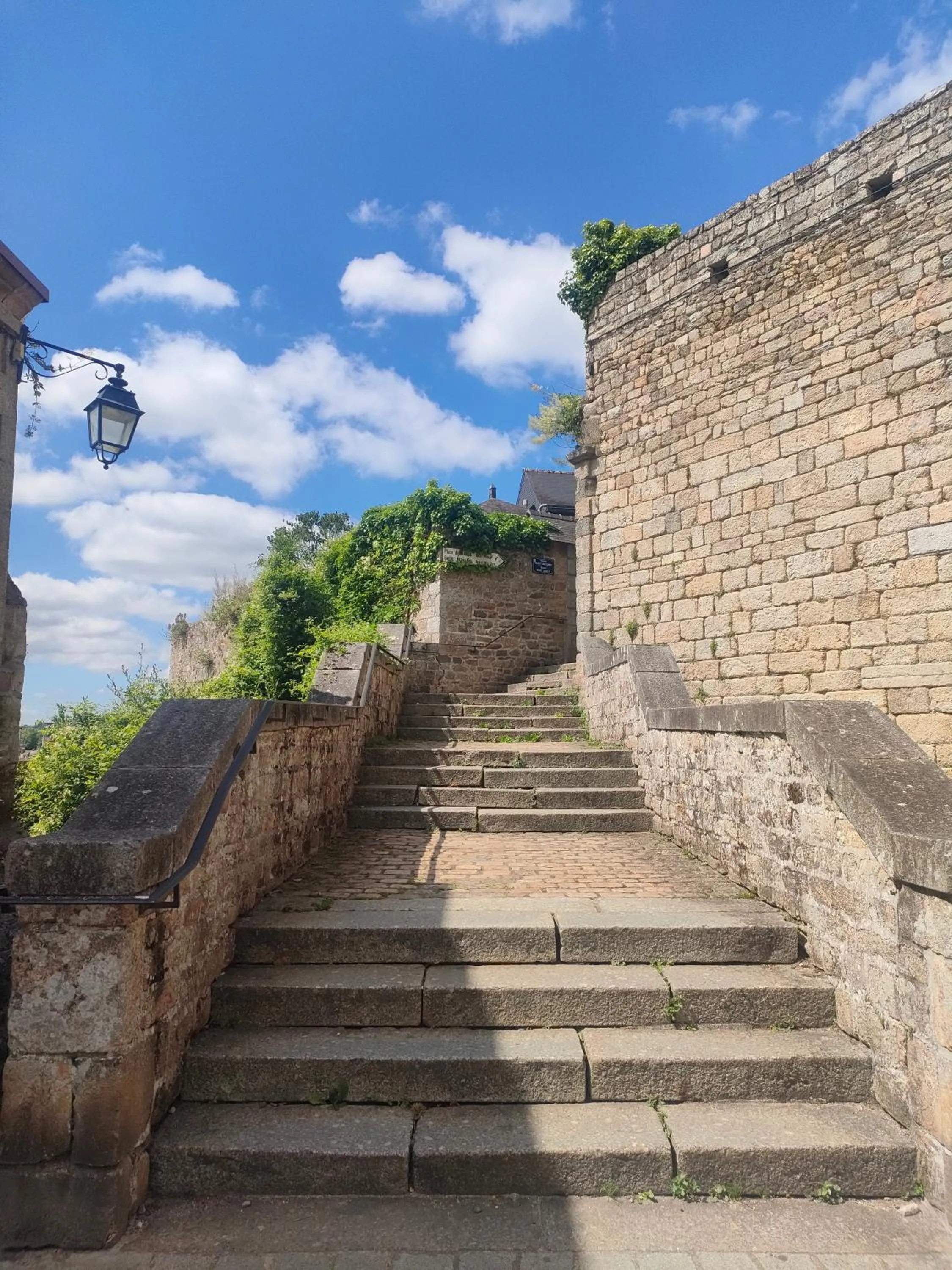 La Suite 27 bis, maison indépendante avec terrasse, proche gare et centre