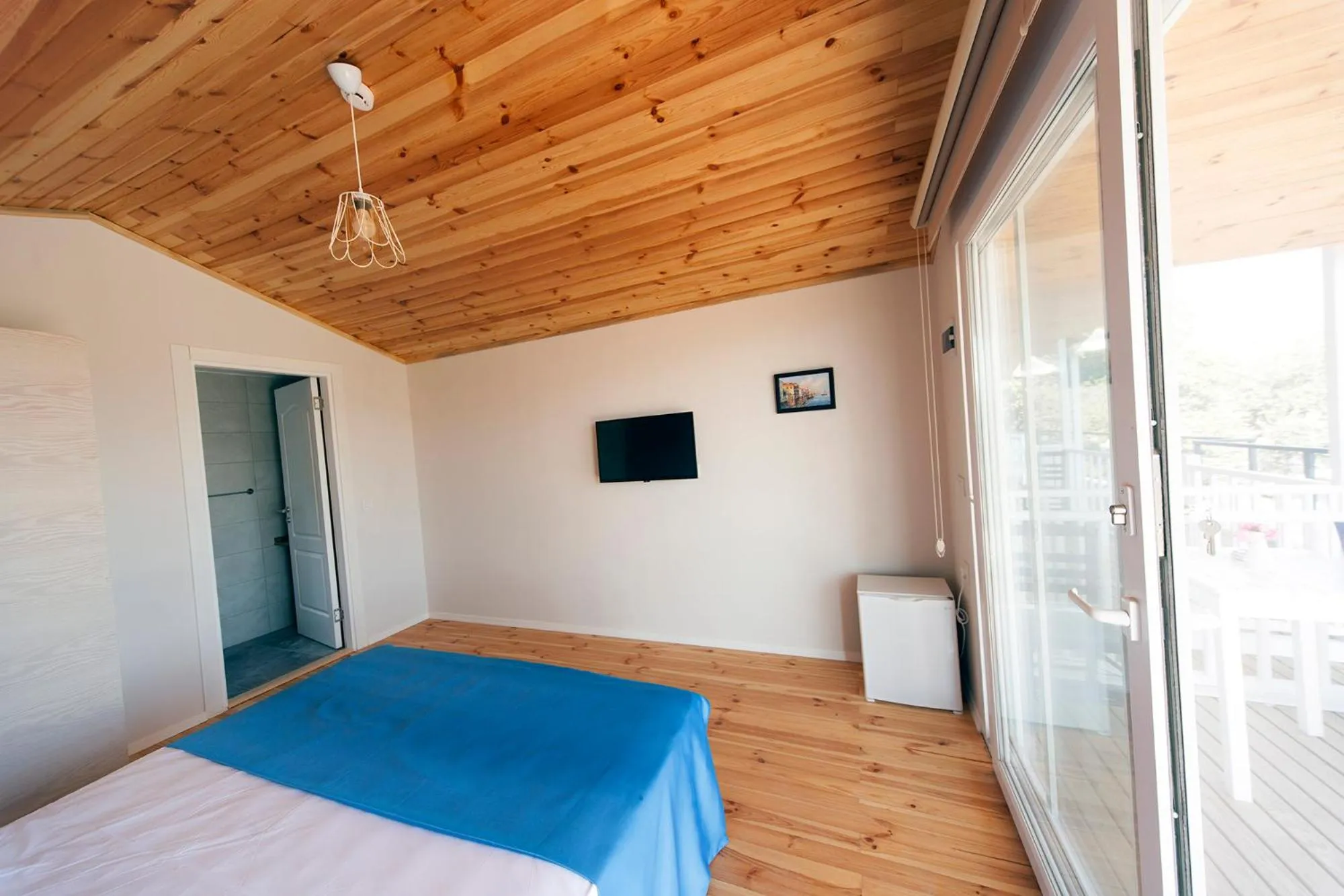 Bed in Metins Gümüşlük