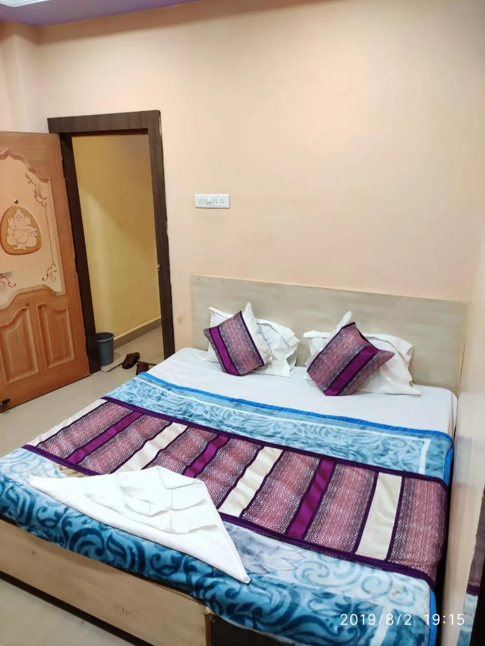 Bedroom in Hotel Thakur Ji
