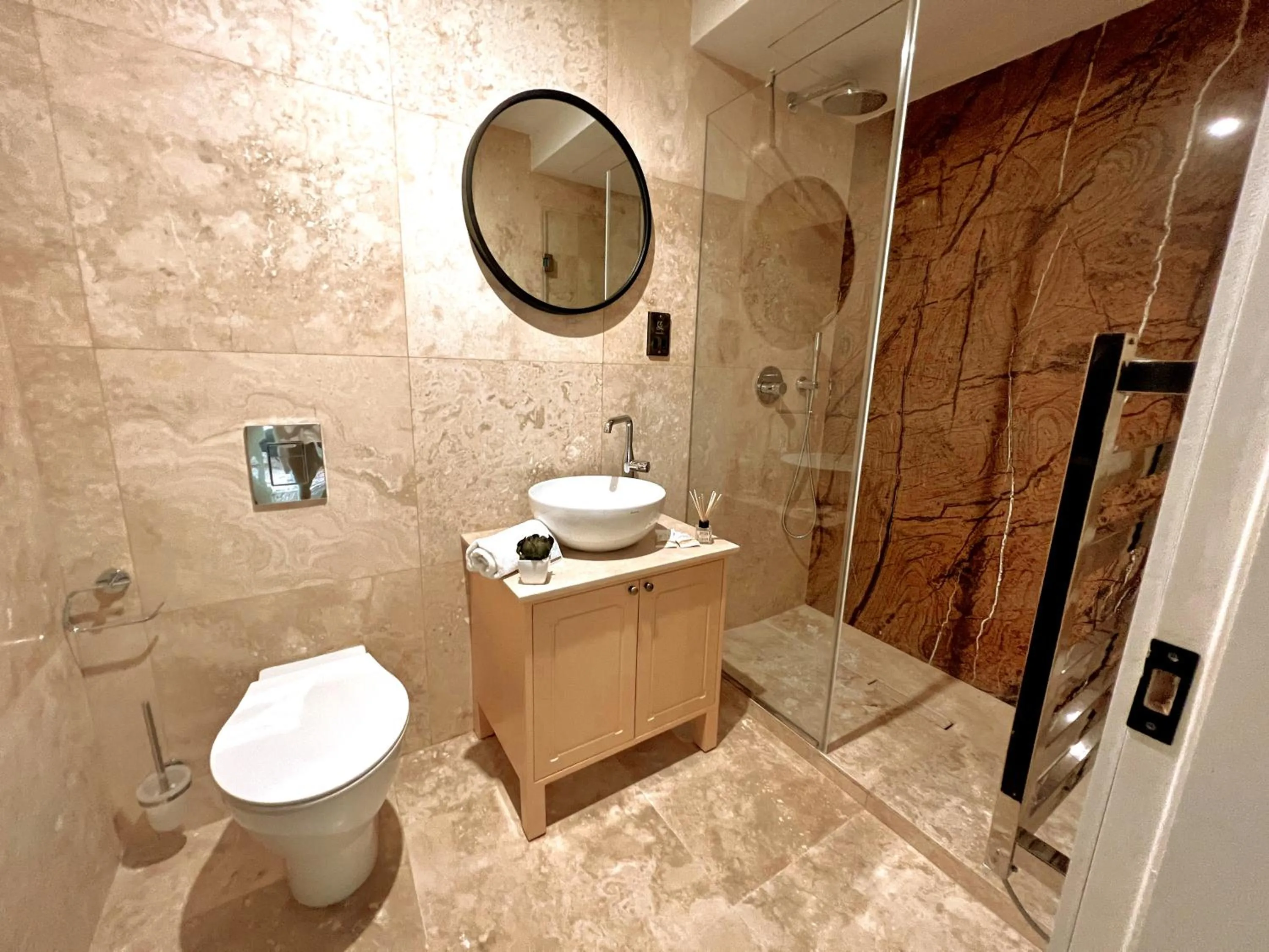 Bathroom in Independence MALTA APARTMENTS