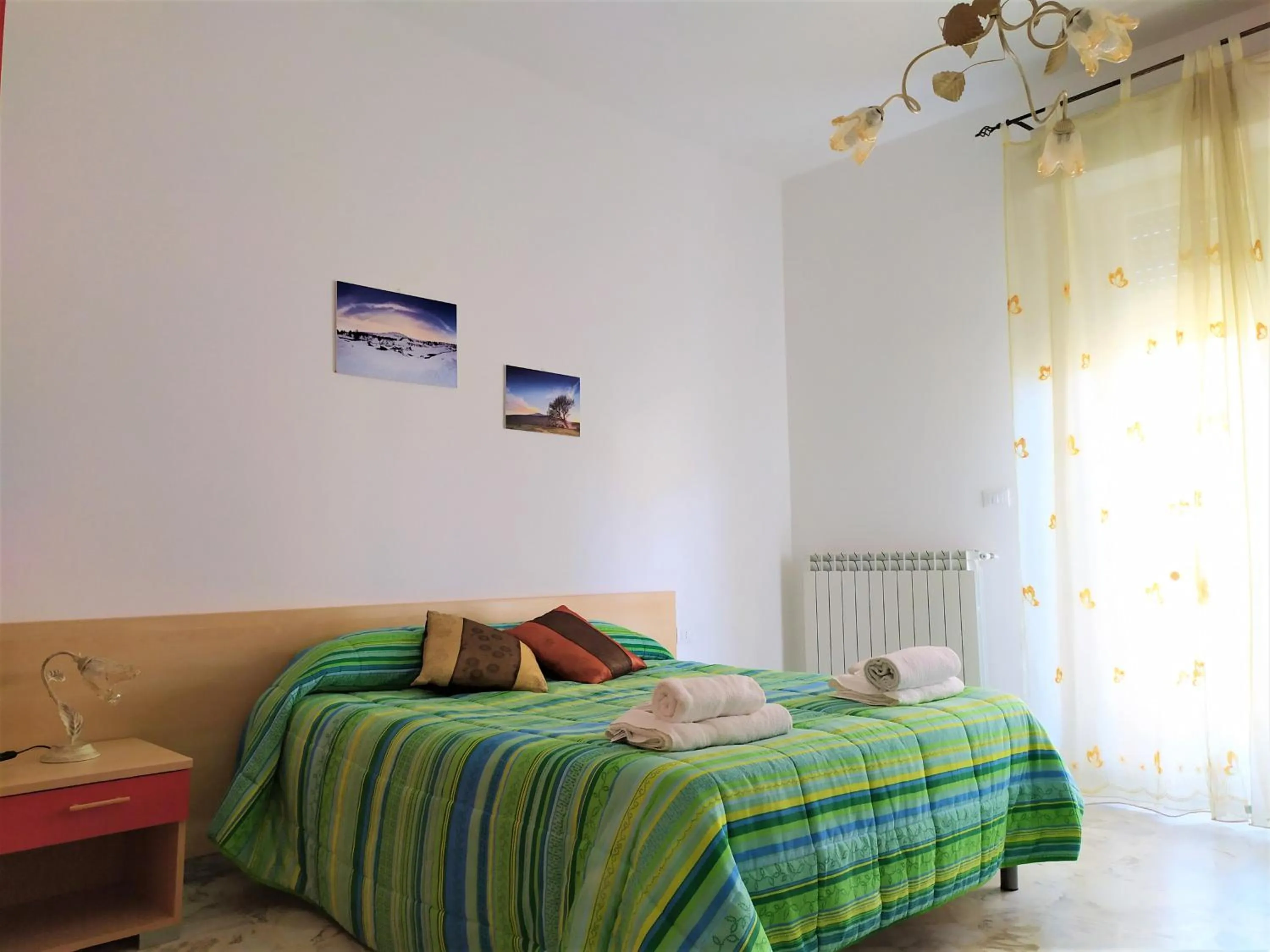 Photo of the whole room, Bed in B&B Casa Valentina a Linguaglossa