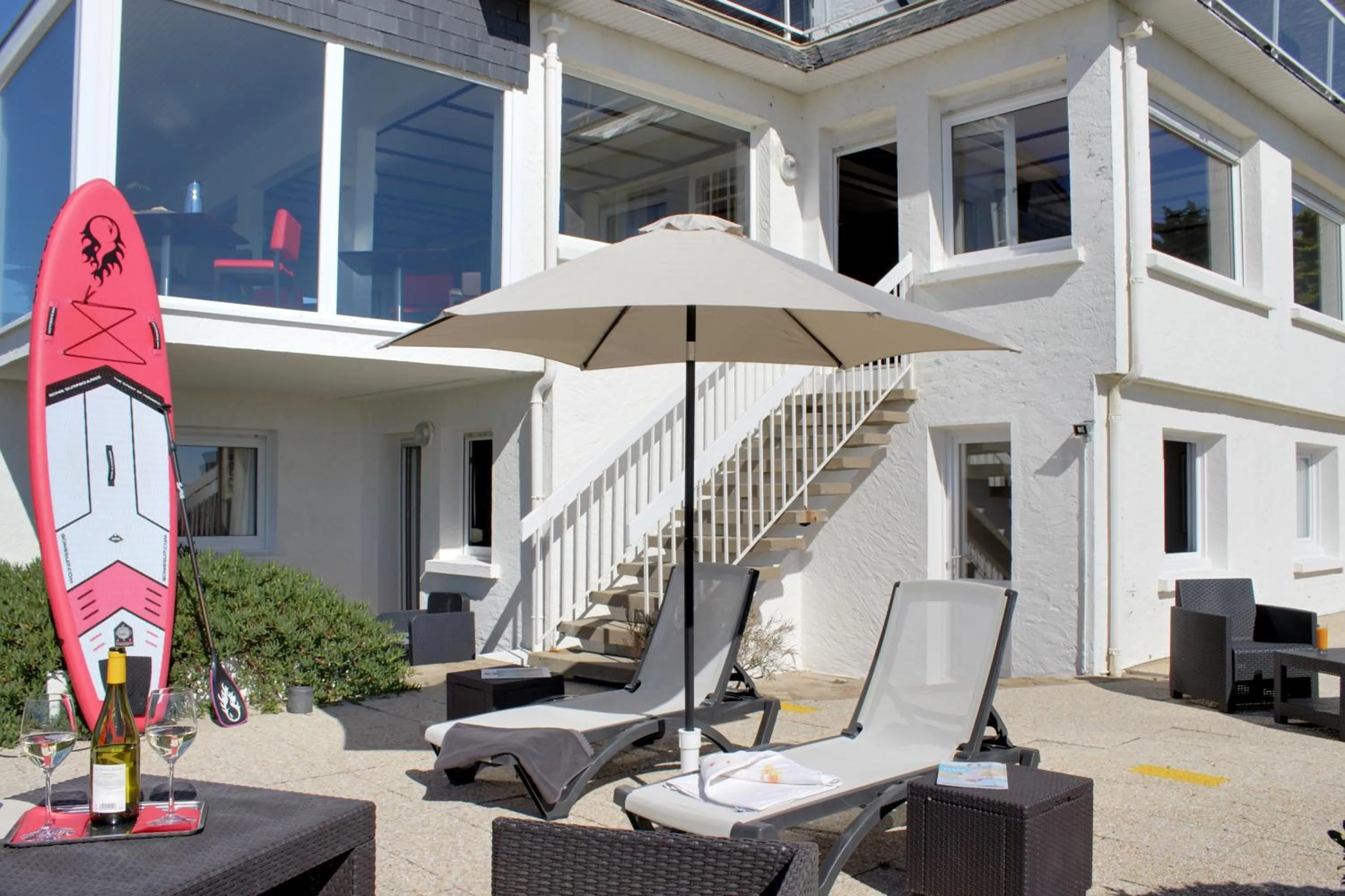 Property building in Hôtel Le Lichen De La Mer