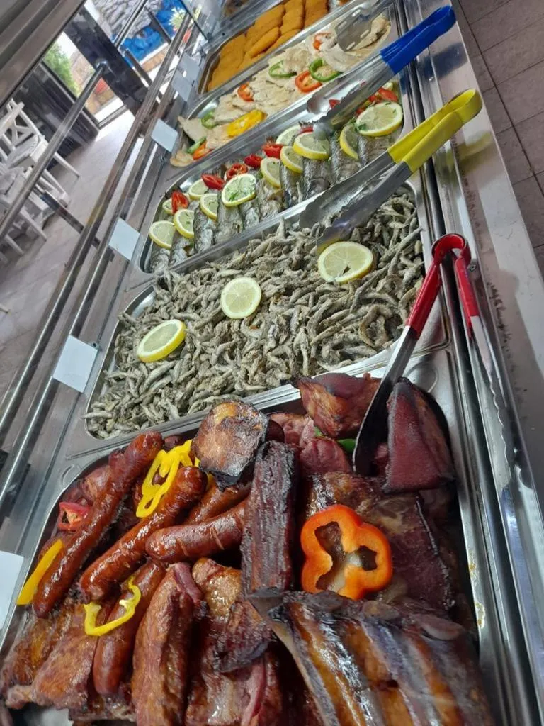 Restaurant/places to eat in Complex Vraja Mării Costinești