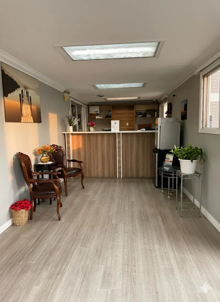 Lobby or reception in Quesnel Inn