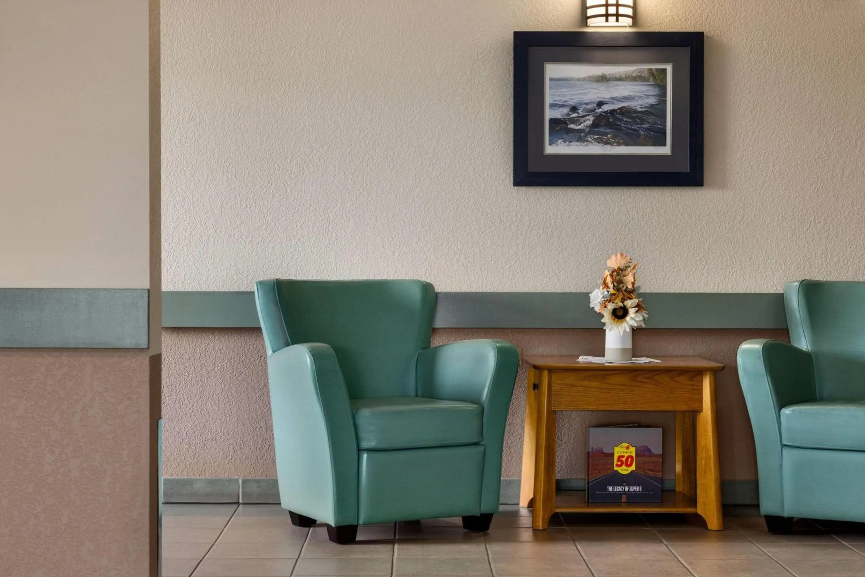 Lobby or reception in Super 8 by Wyndham Swan River MB