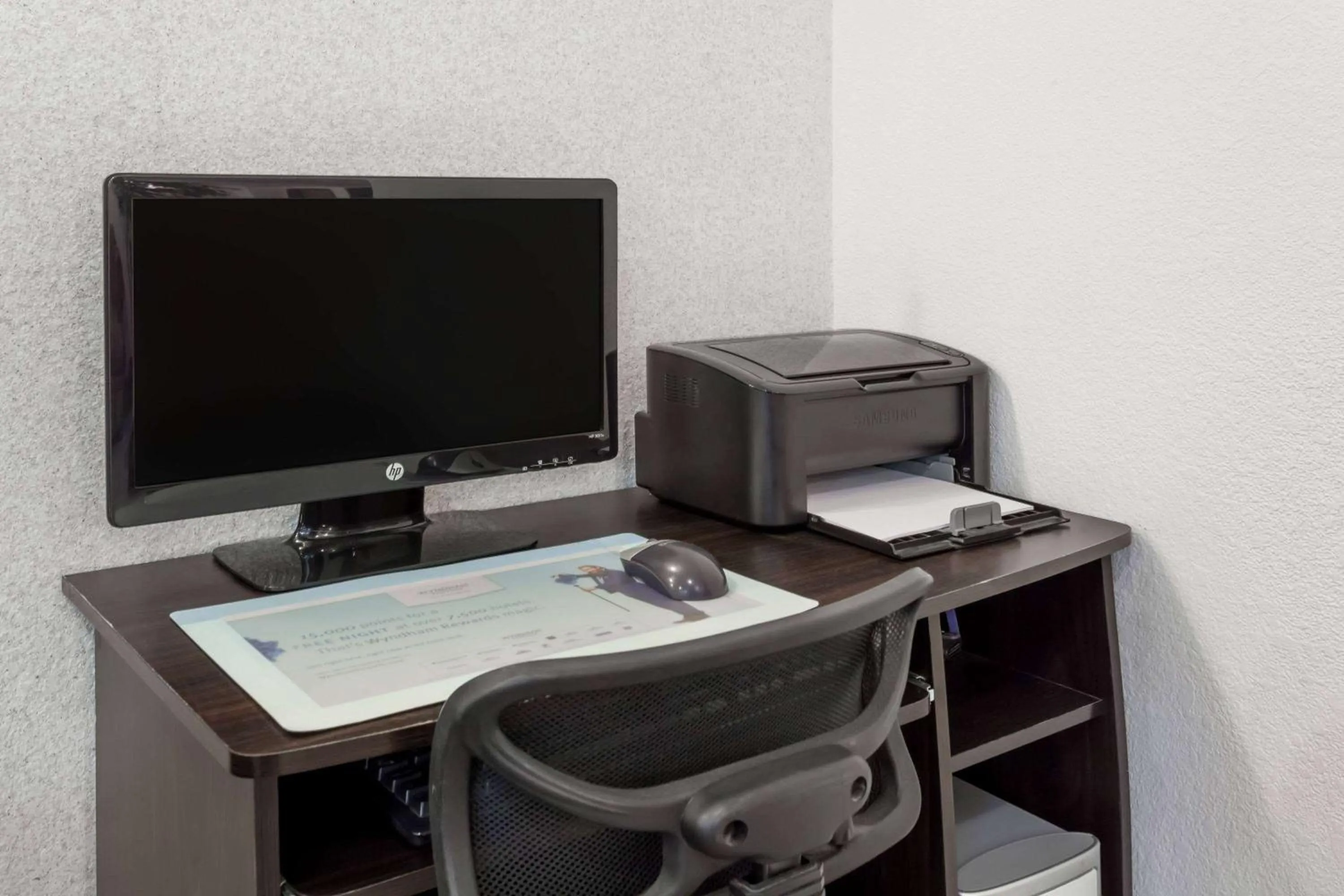 Business facilities in Days Inn by Wyndham Taber