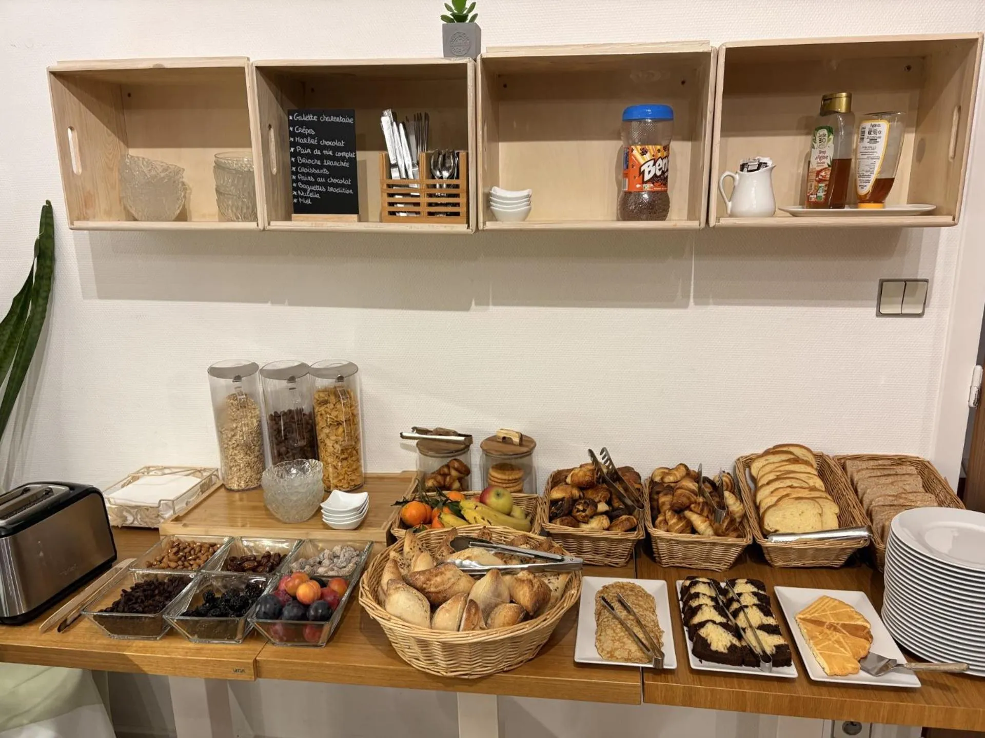 Breakfast in Sure Hotel by Best Western Saintes