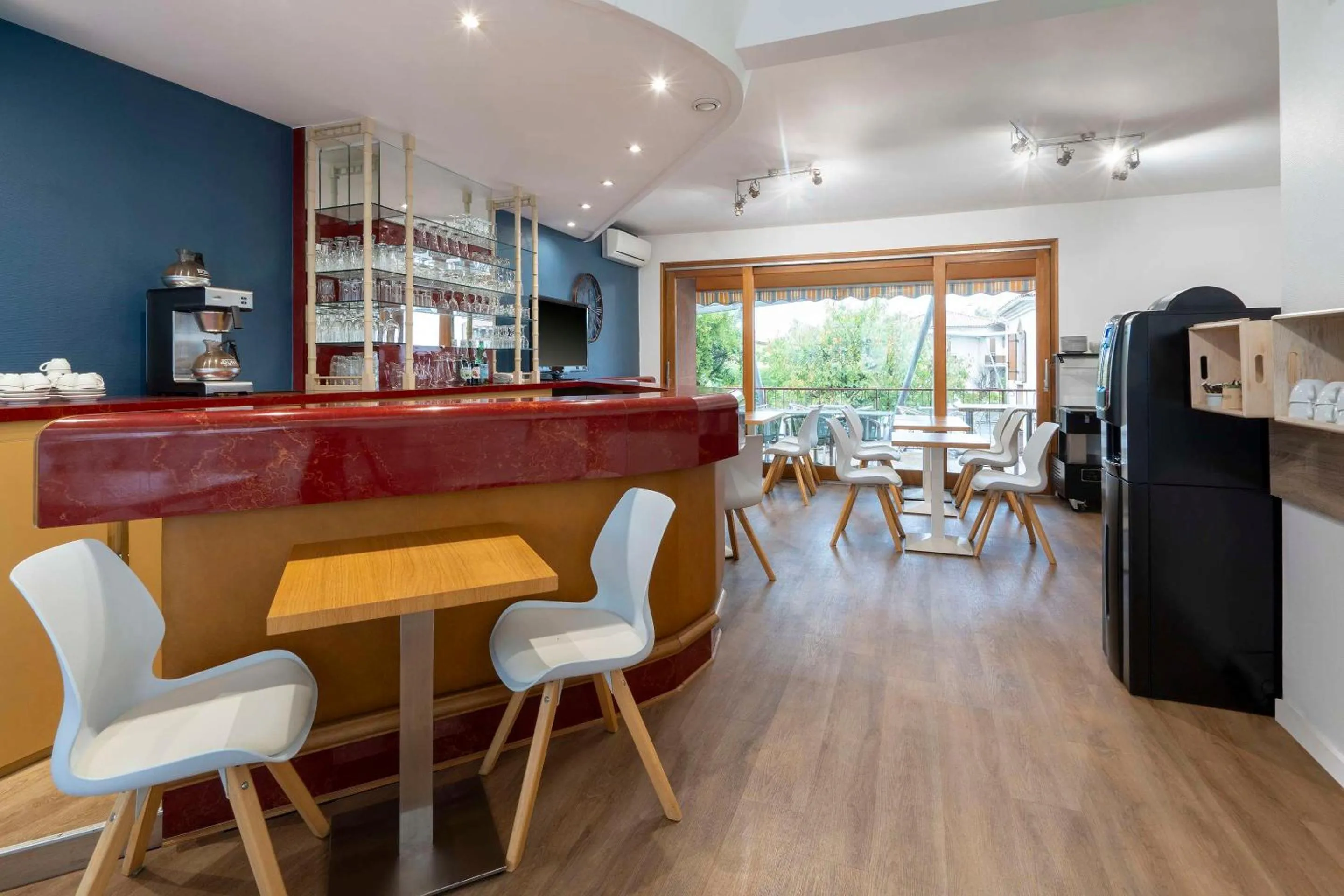 Breakfast in Sure Hotel by Best Western Saintes