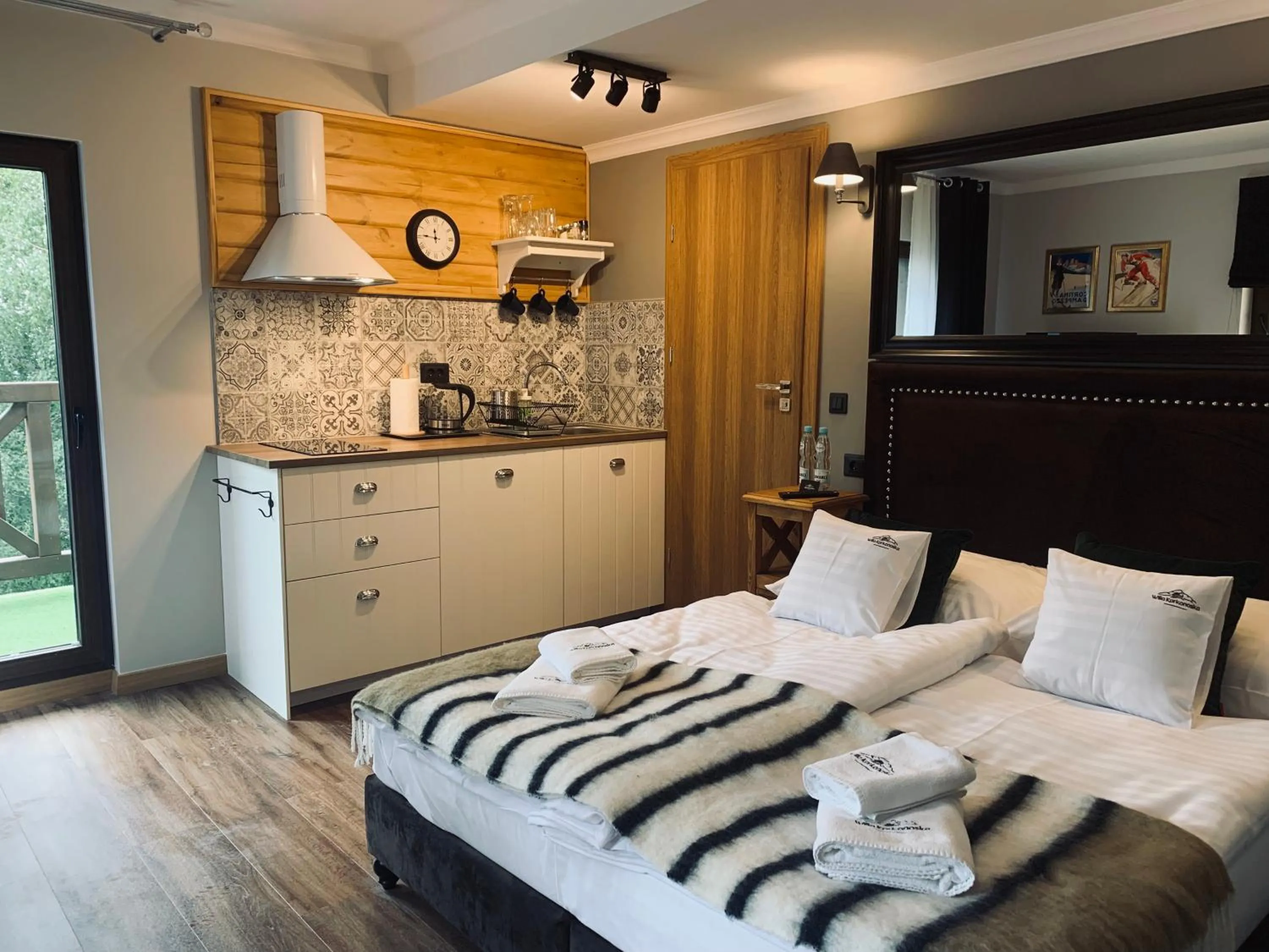 Kitchen or kitchenette, Bed in Willa Karkonoska