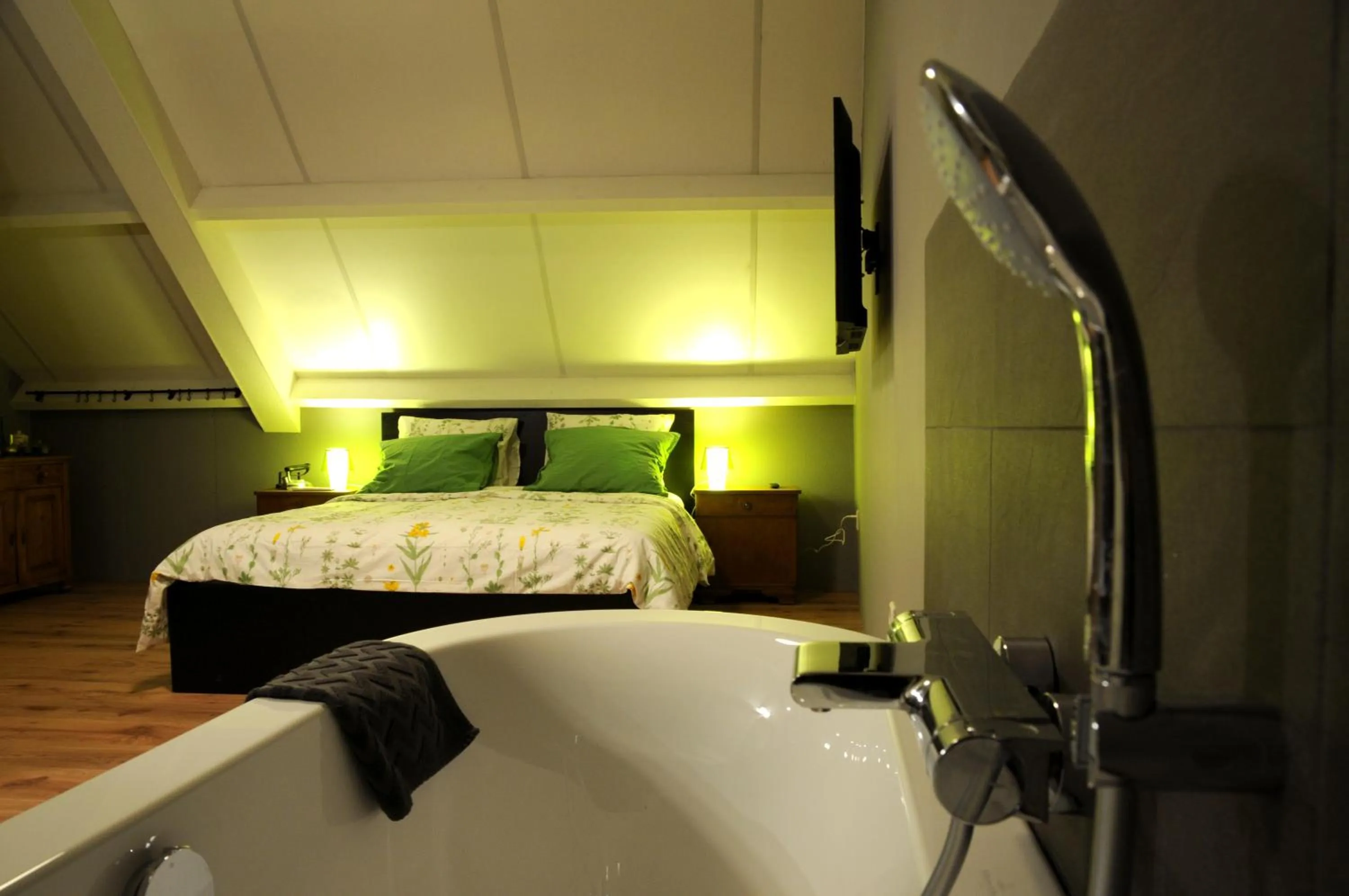 Bed in B&B 't Merthoes