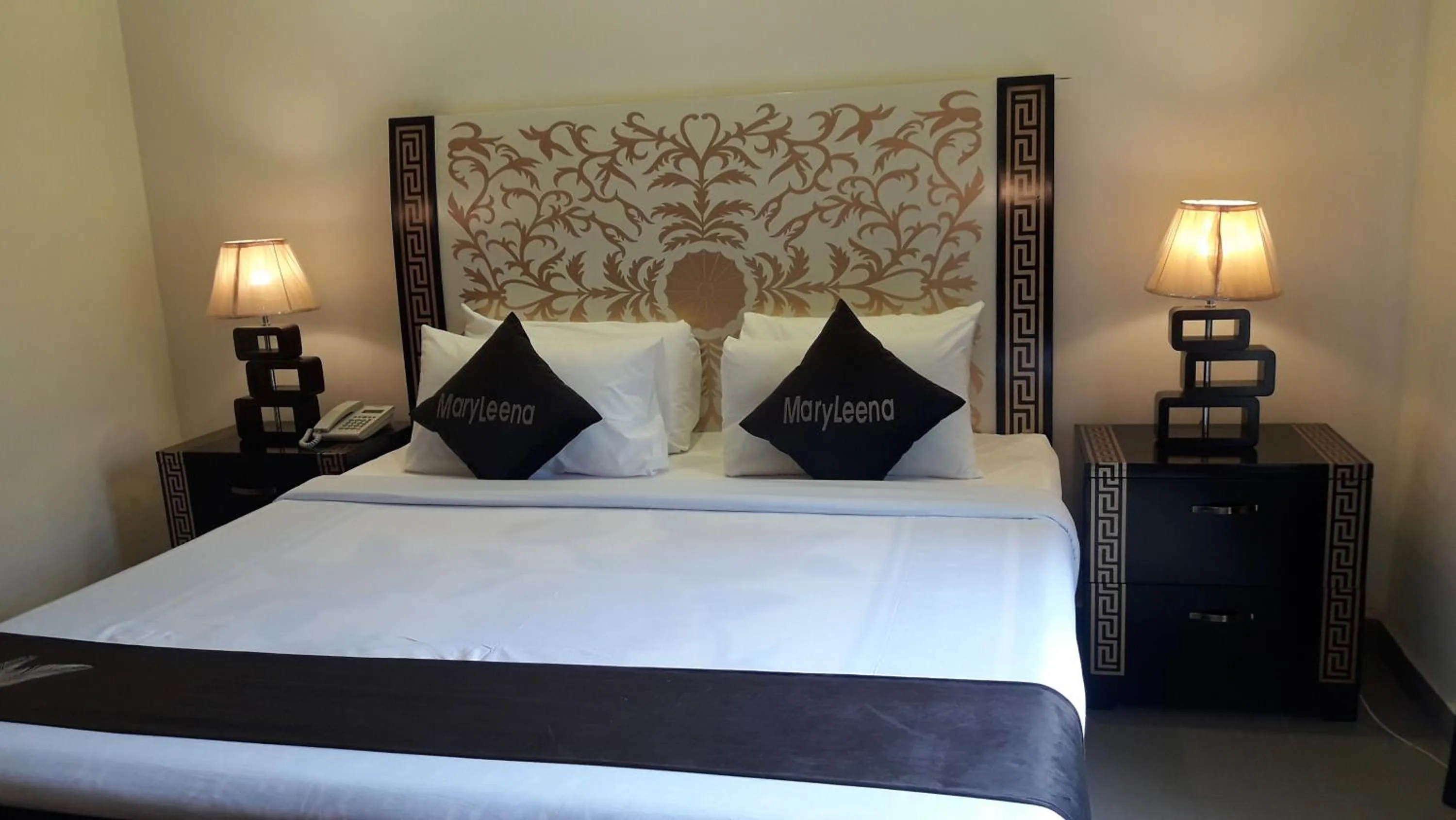 Bedroom, Bed in MaryLeena Hotel Gulberg