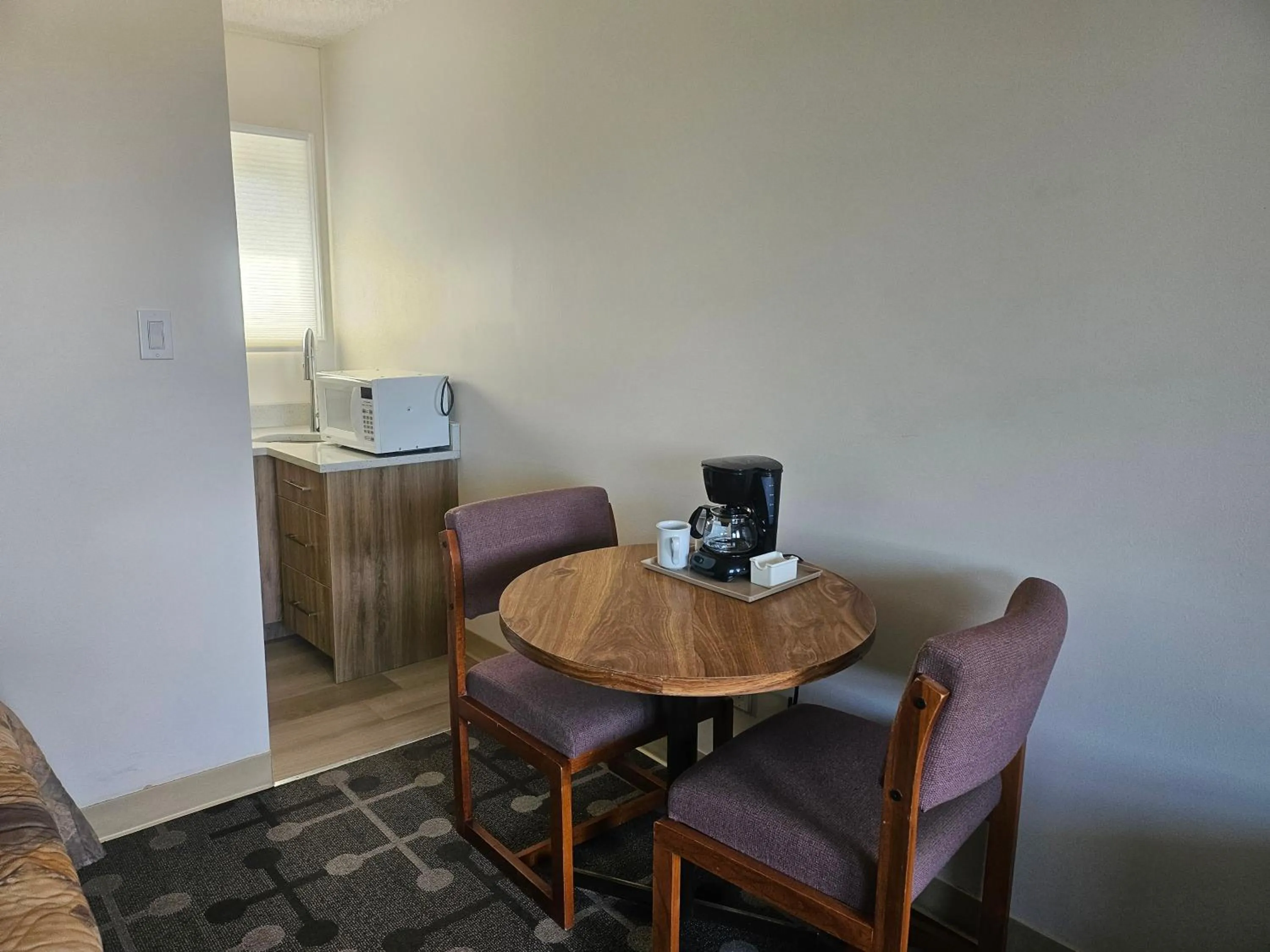 Bedroom in Tara Vista Inn