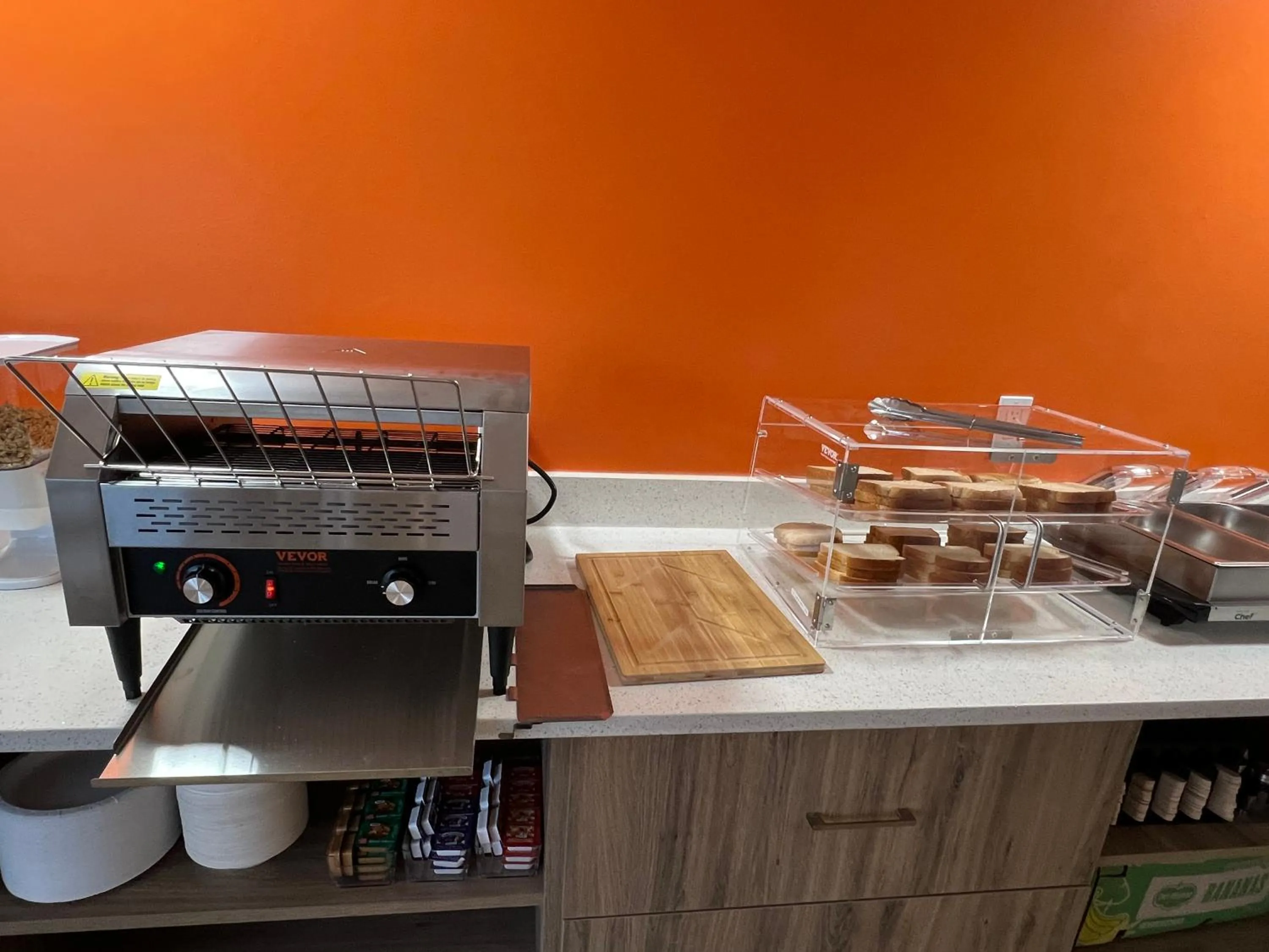 Breakfast in Tara Vista Inn