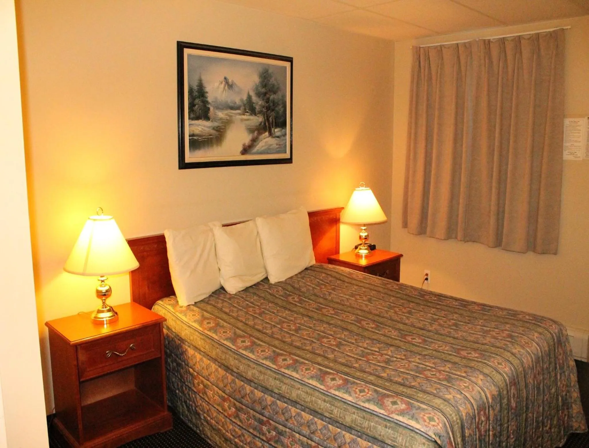 Bed in Tel Star Motel