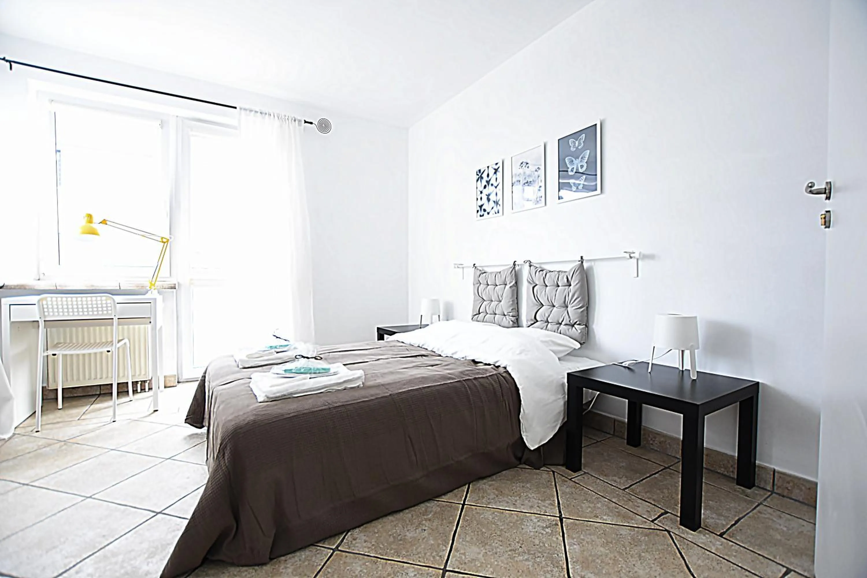 Bed in Mhost Bronowice