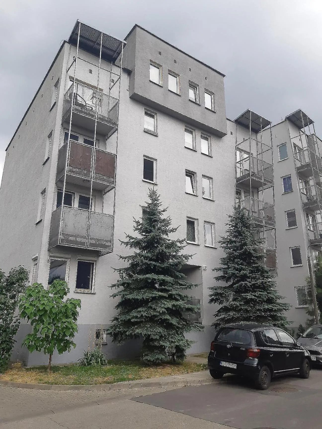 Property building in Mhost Bronowice