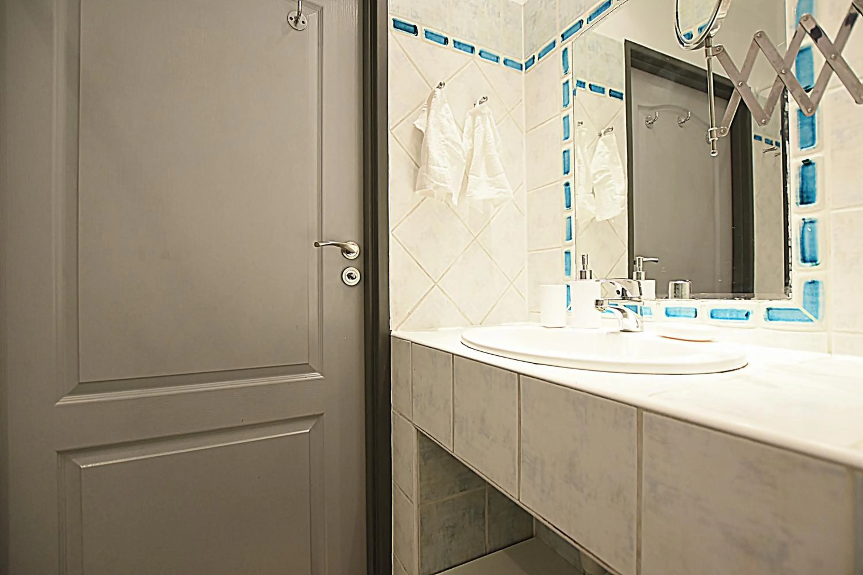 Toilet in Mhost Bronowice