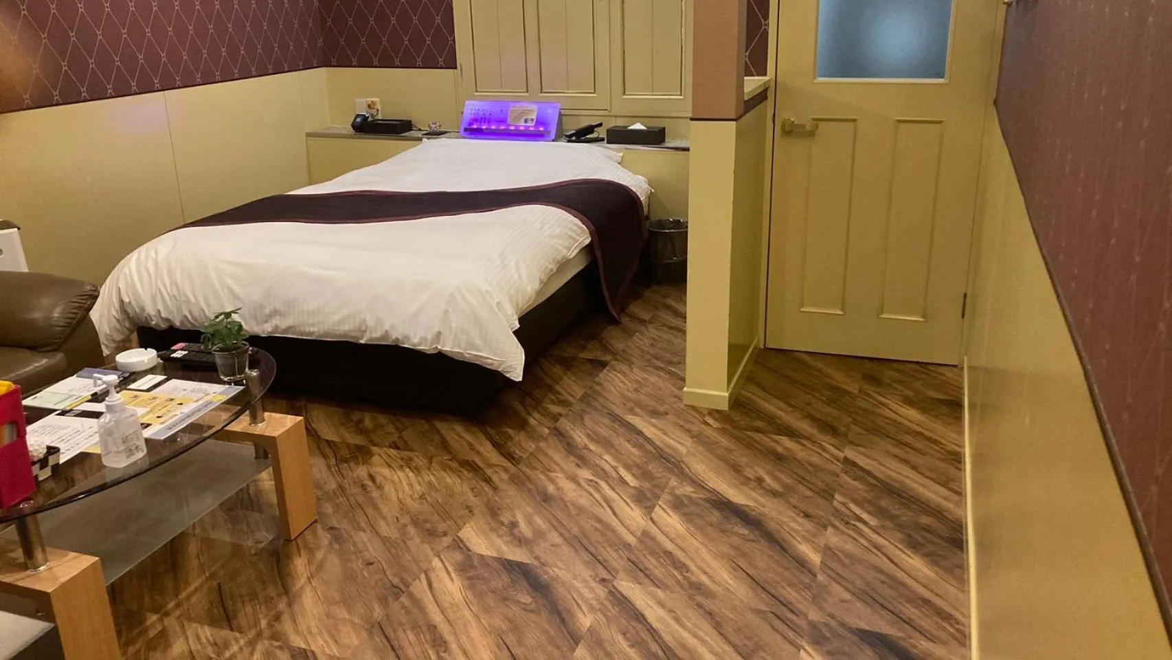 Bed in Valentine (Adult Only)