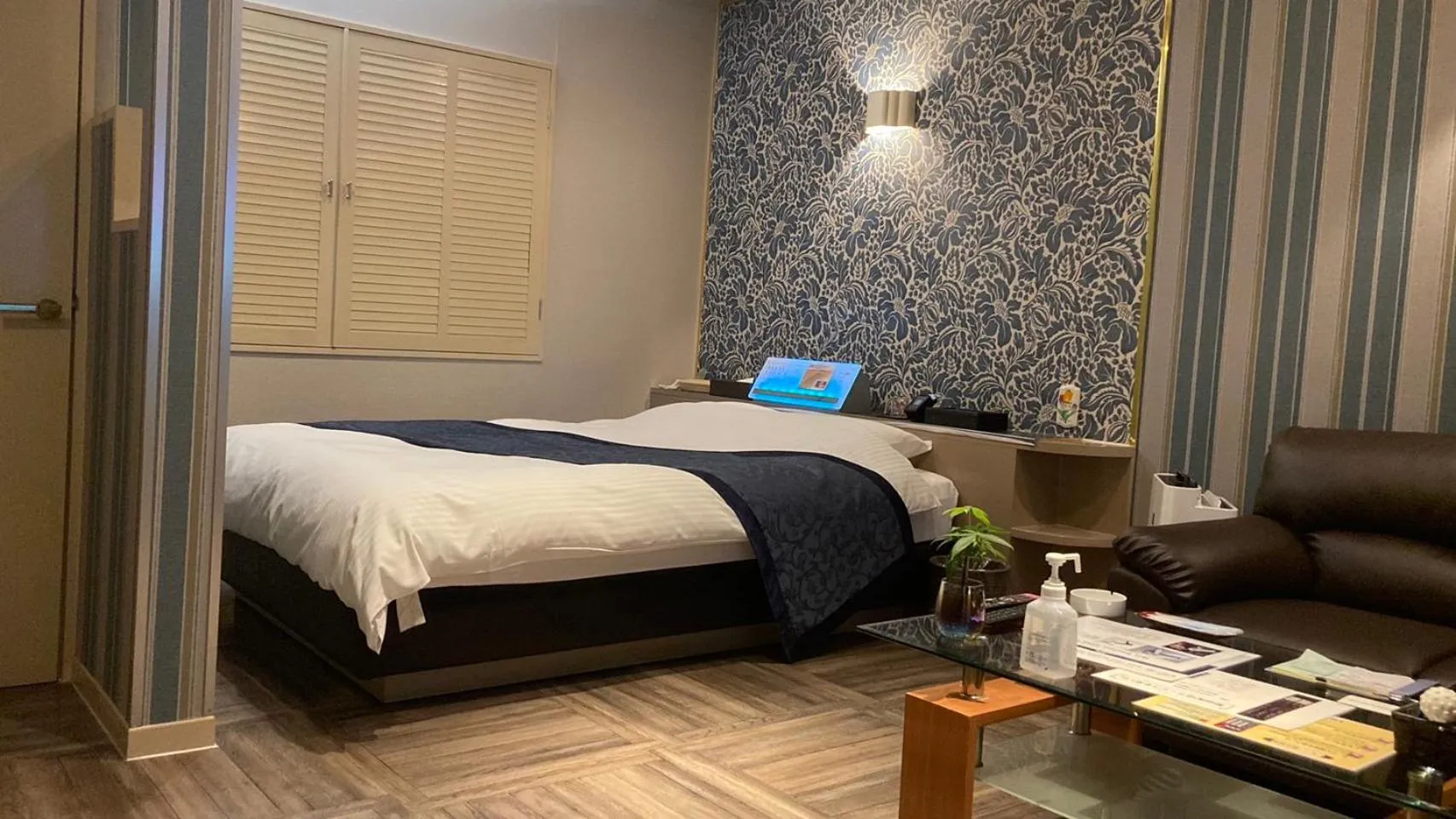 Bed in Valentine (Adult Only)