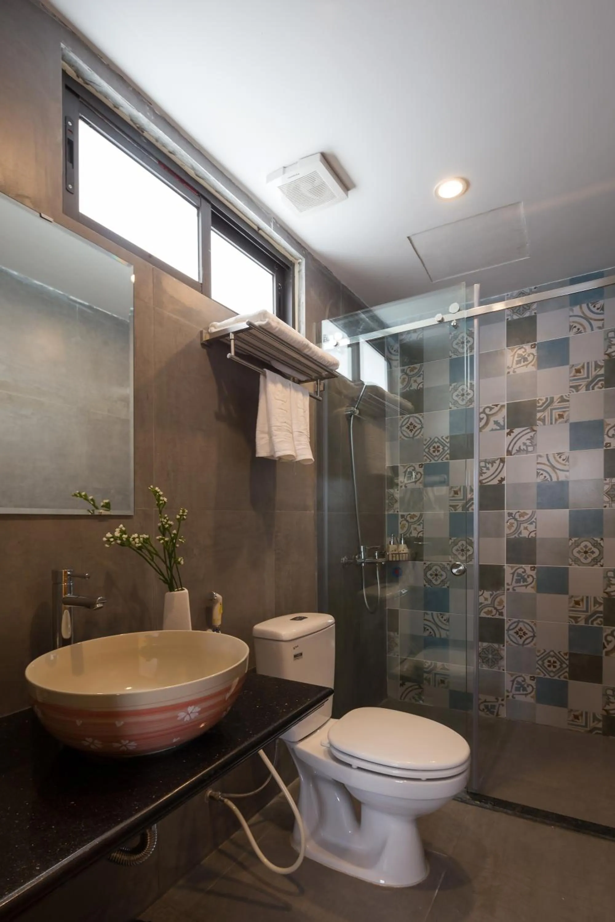 Centraltique Downtown - Bespoke Colonial House Near Hoan Kiem Lake