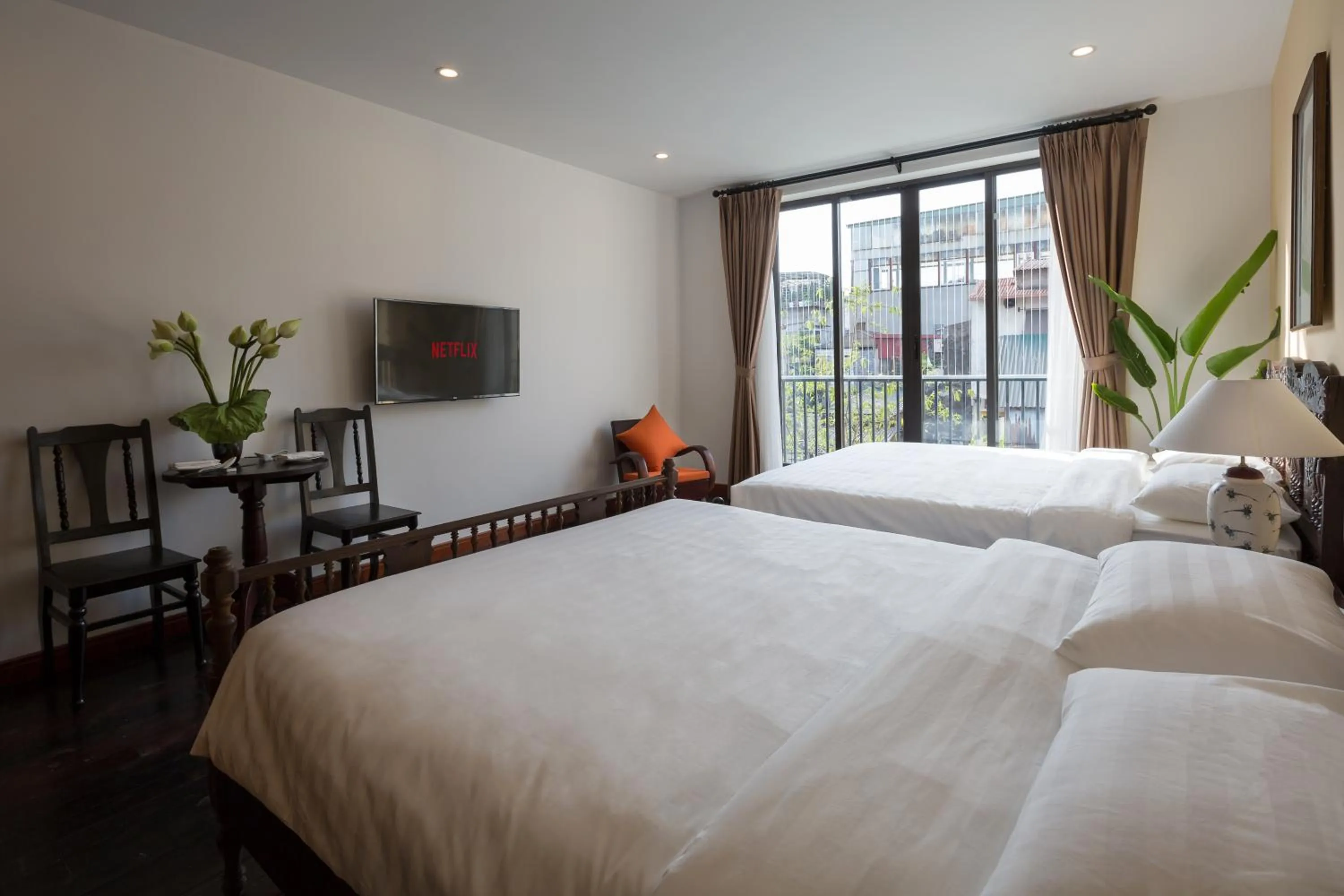 Bed in Centraltique Downtown - Bespoke Colonial House Near Hoan Kiem Lake